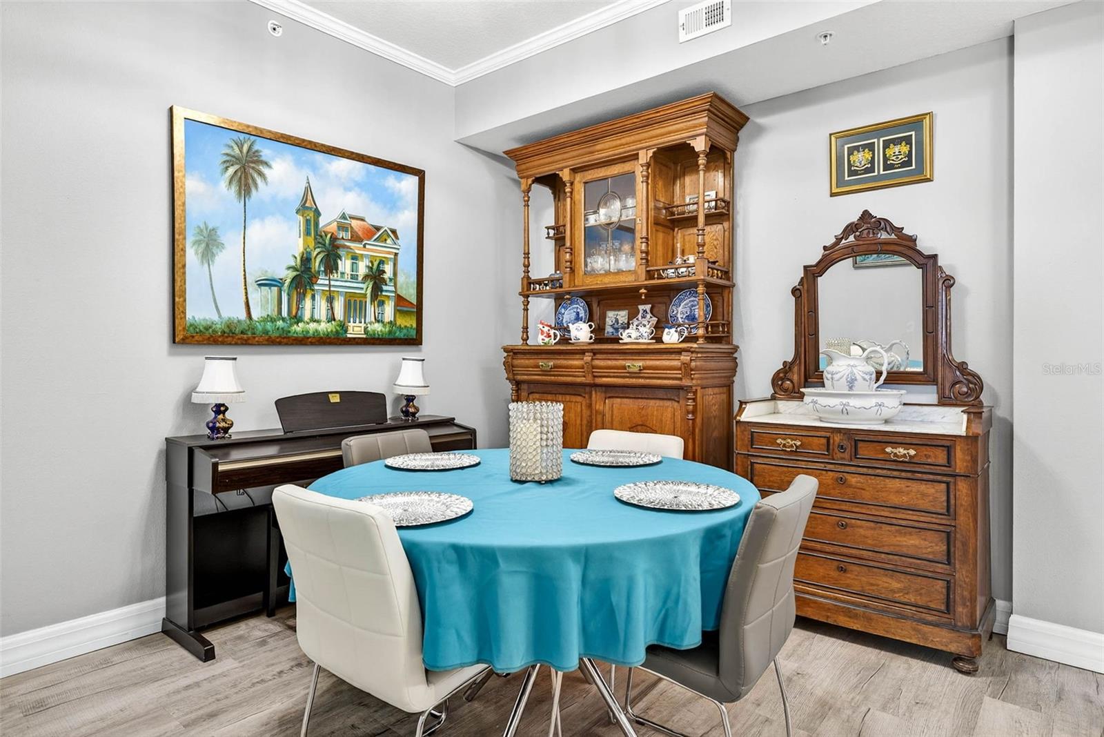 SEAVIEW PLACE AT GULF LANDINGS - Residential