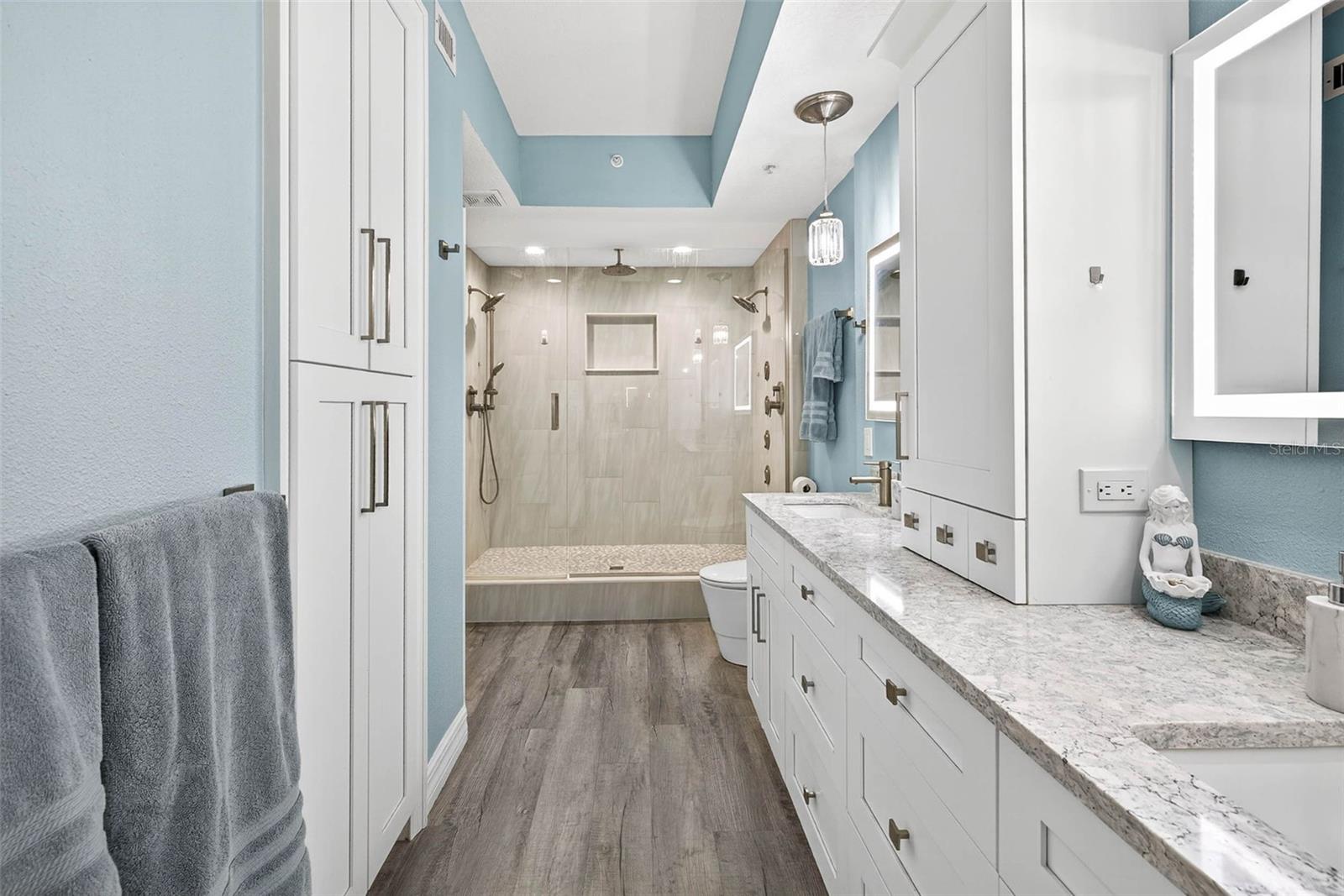 SEAVIEW PLACE AT GULF LANDINGS - Residential