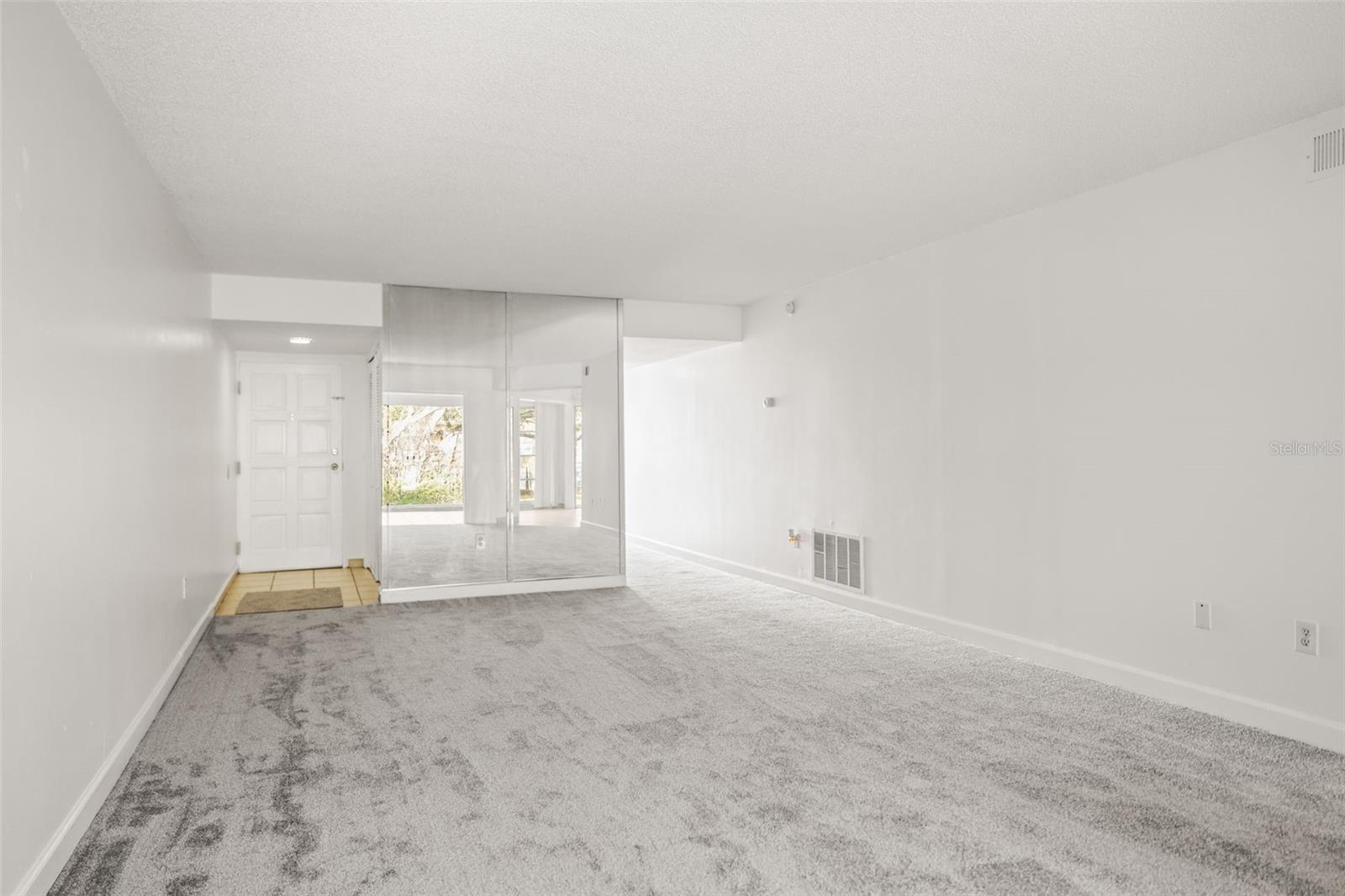 PENTHOUSE GREENS - Residential