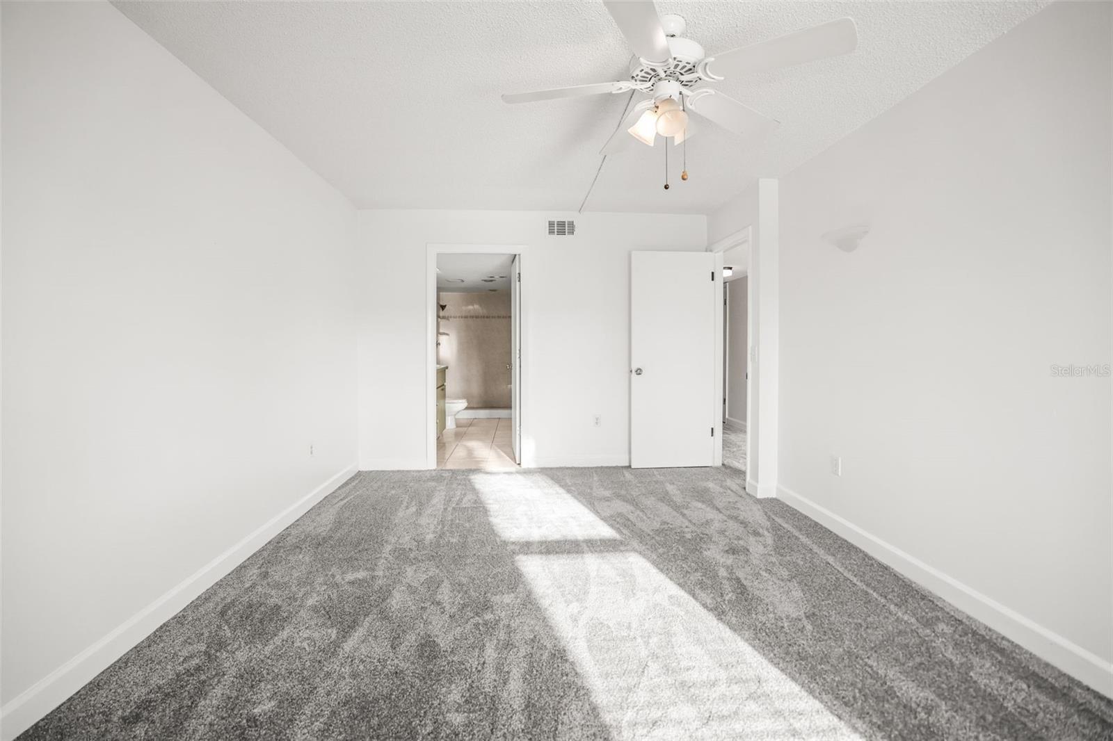 PENTHOUSE GREENS - Residential