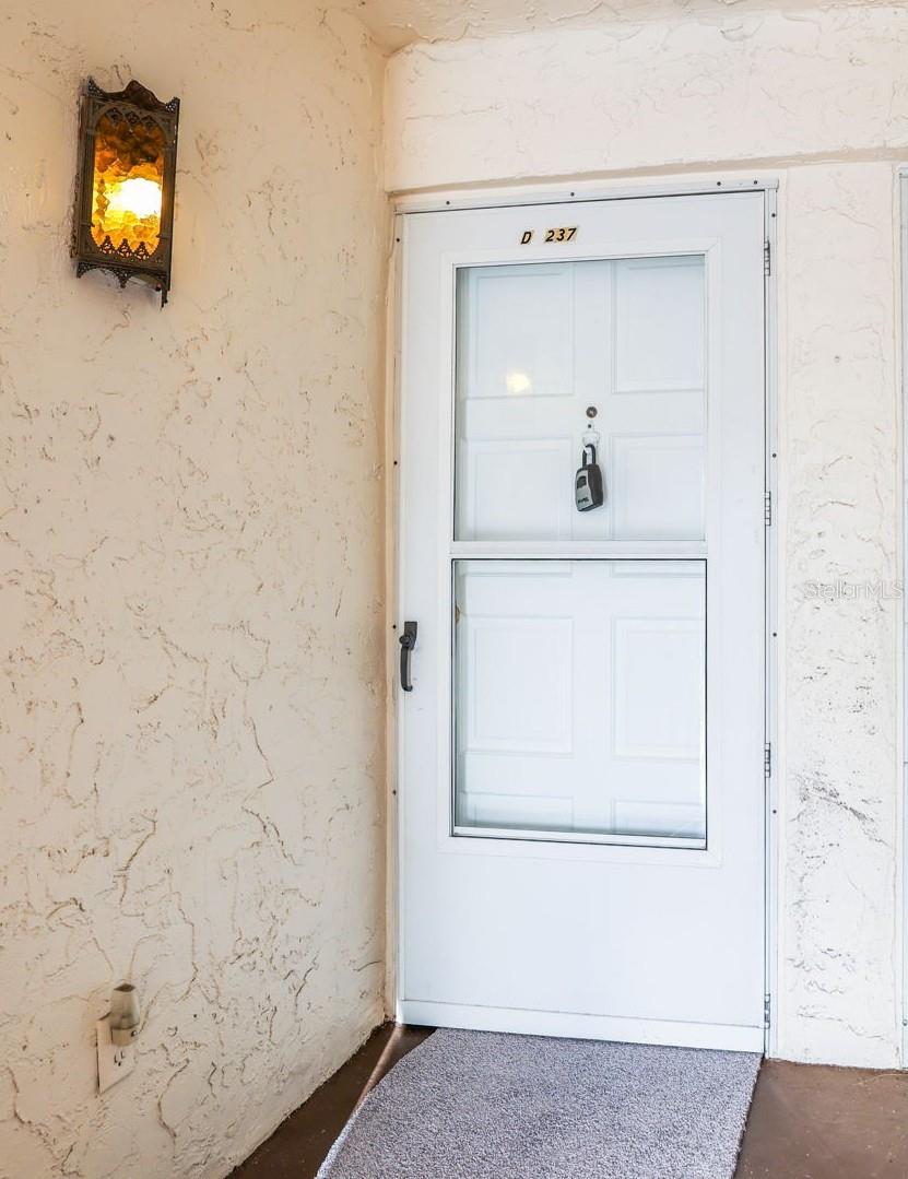 225 COUNTRY CLUB DRIVE D237