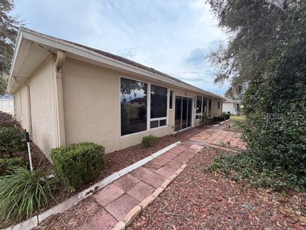 Photo of 2398 NW 50th Avenue, Ocala, FL 34482 (MLS # OM717584)