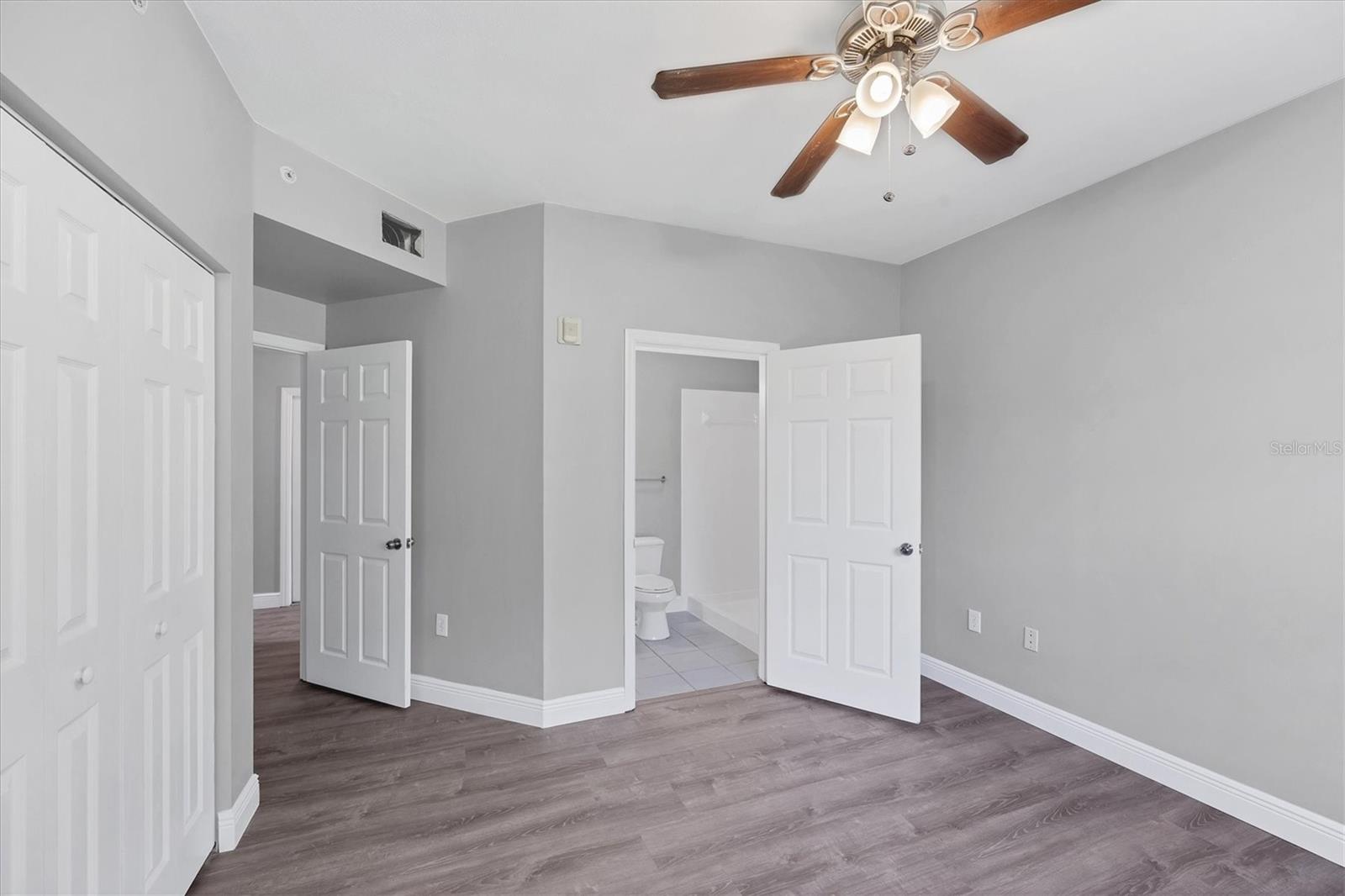 LAS PALMAS OF SARASOTA - Residential Lease