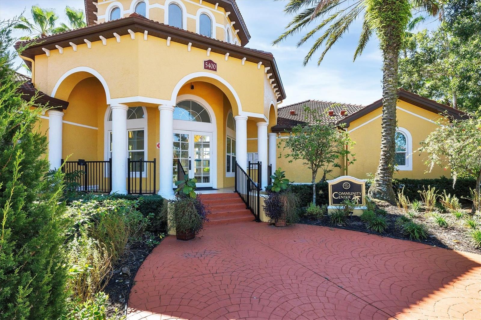 LAS PALMAS OF SARASOTA - Residential Lease