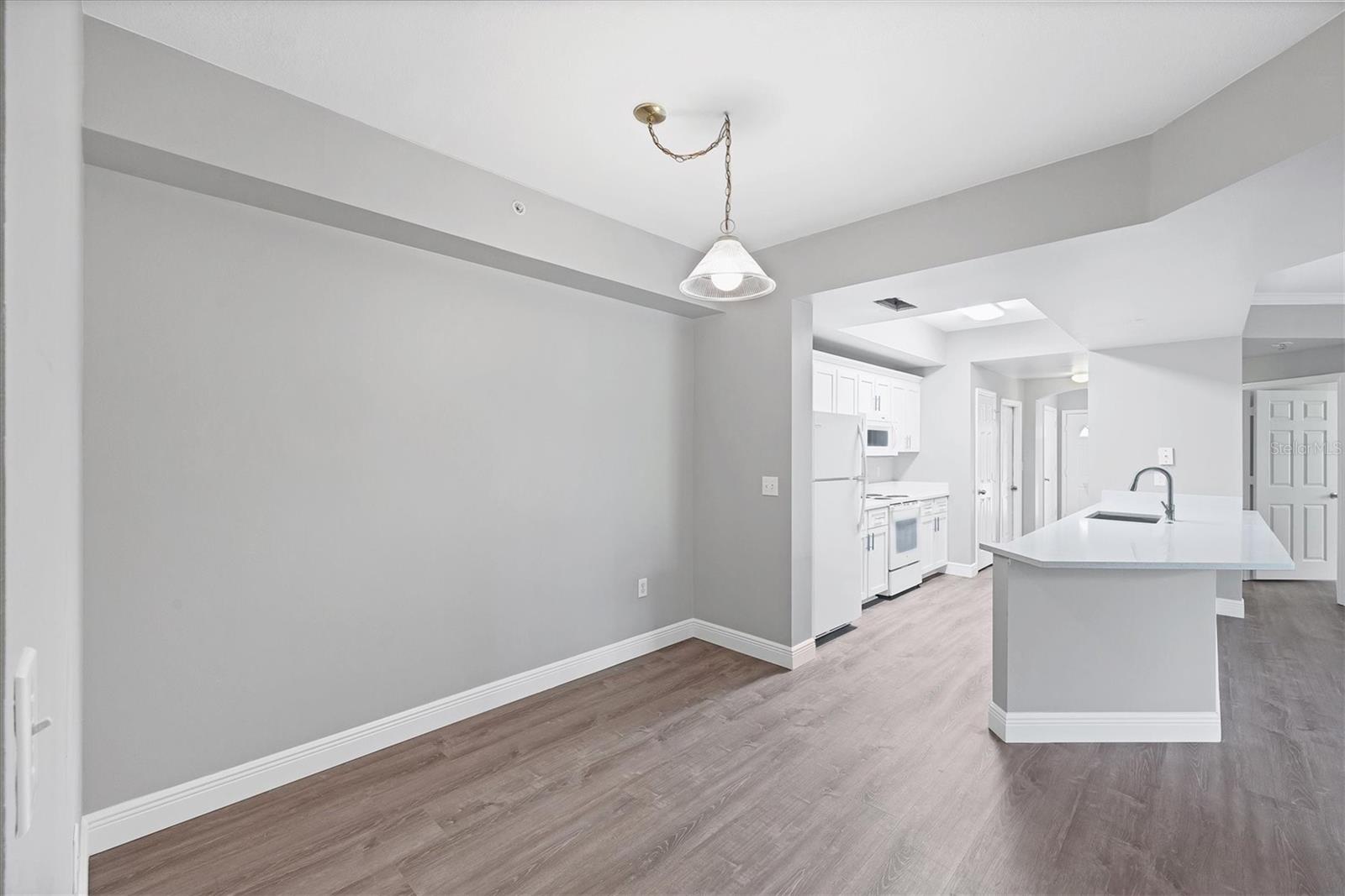 LAS PALMAS OF SARASOTA - Residential Lease