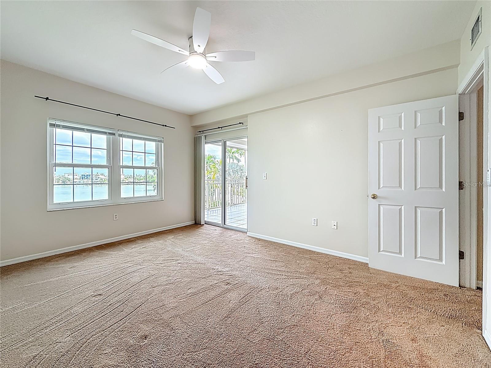 MADEIRA COVE CONDO - Residential