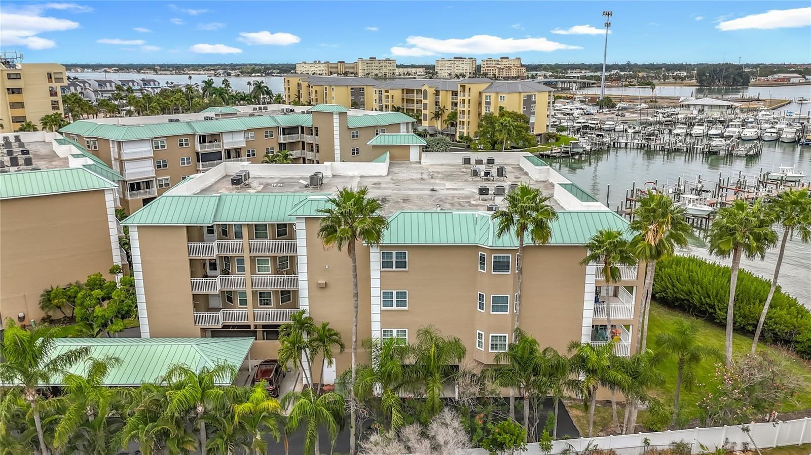 MADEIRA COVE CONDO - Residential