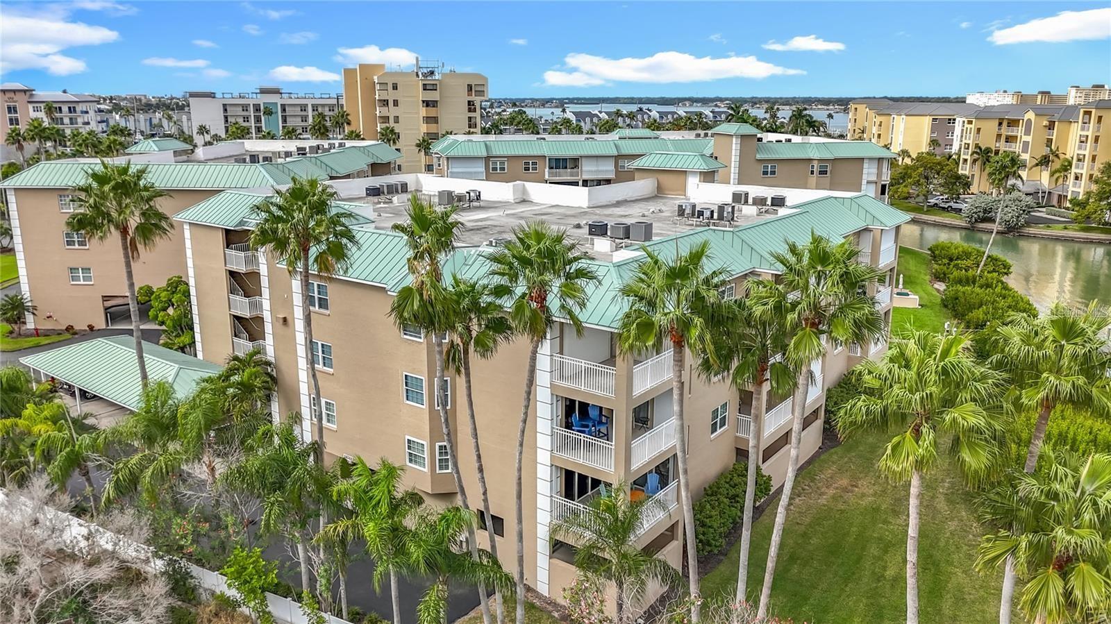 MADEIRA COVE CONDO - Residential