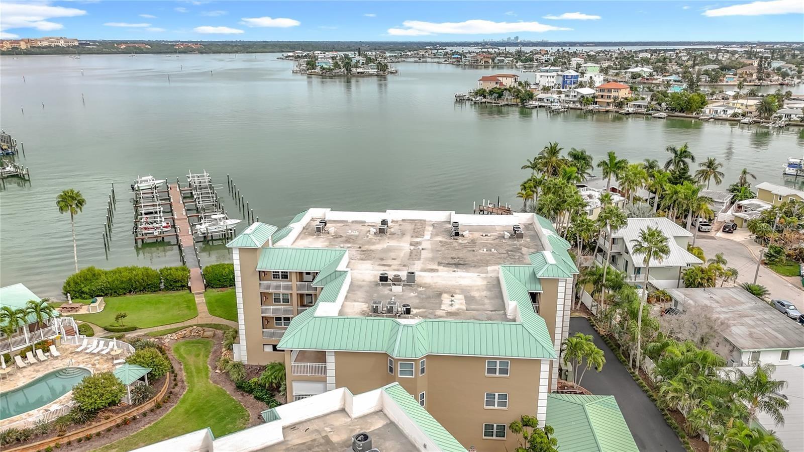 MADEIRA COVE CONDO - Residential
