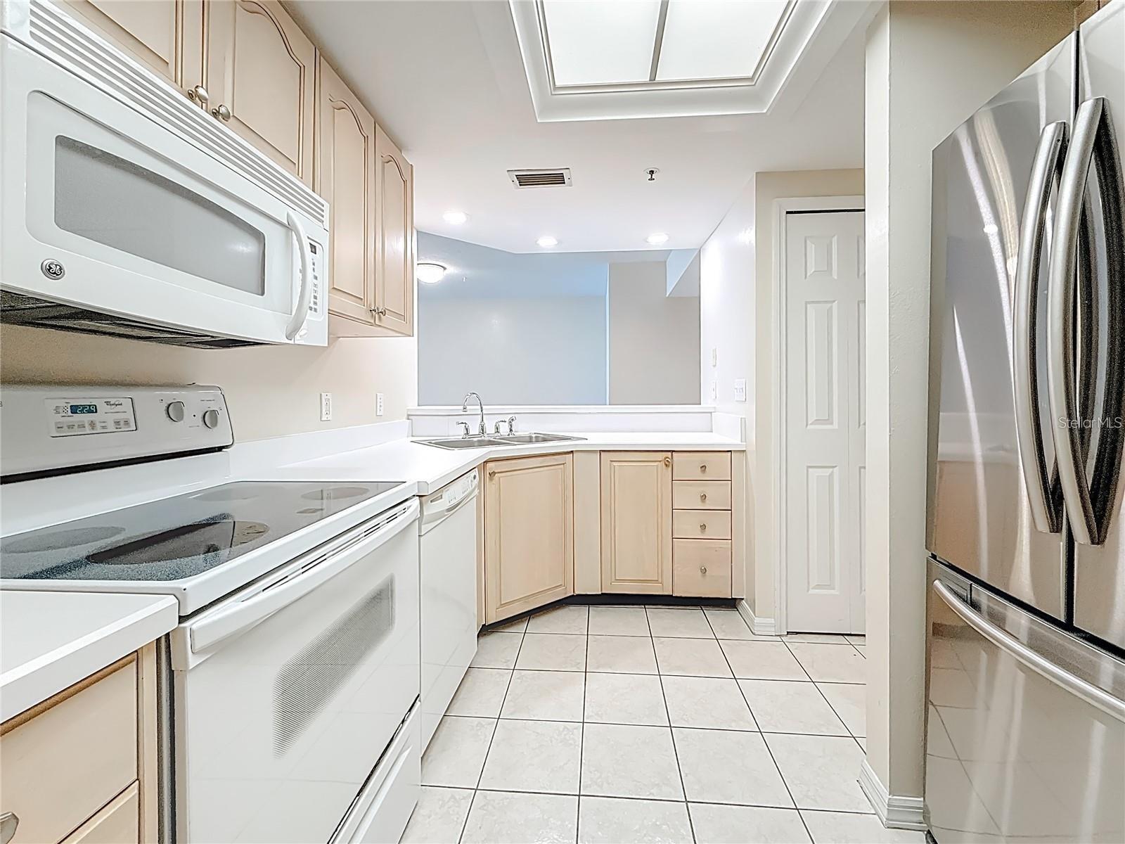 MADEIRA COVE CONDO - Residential