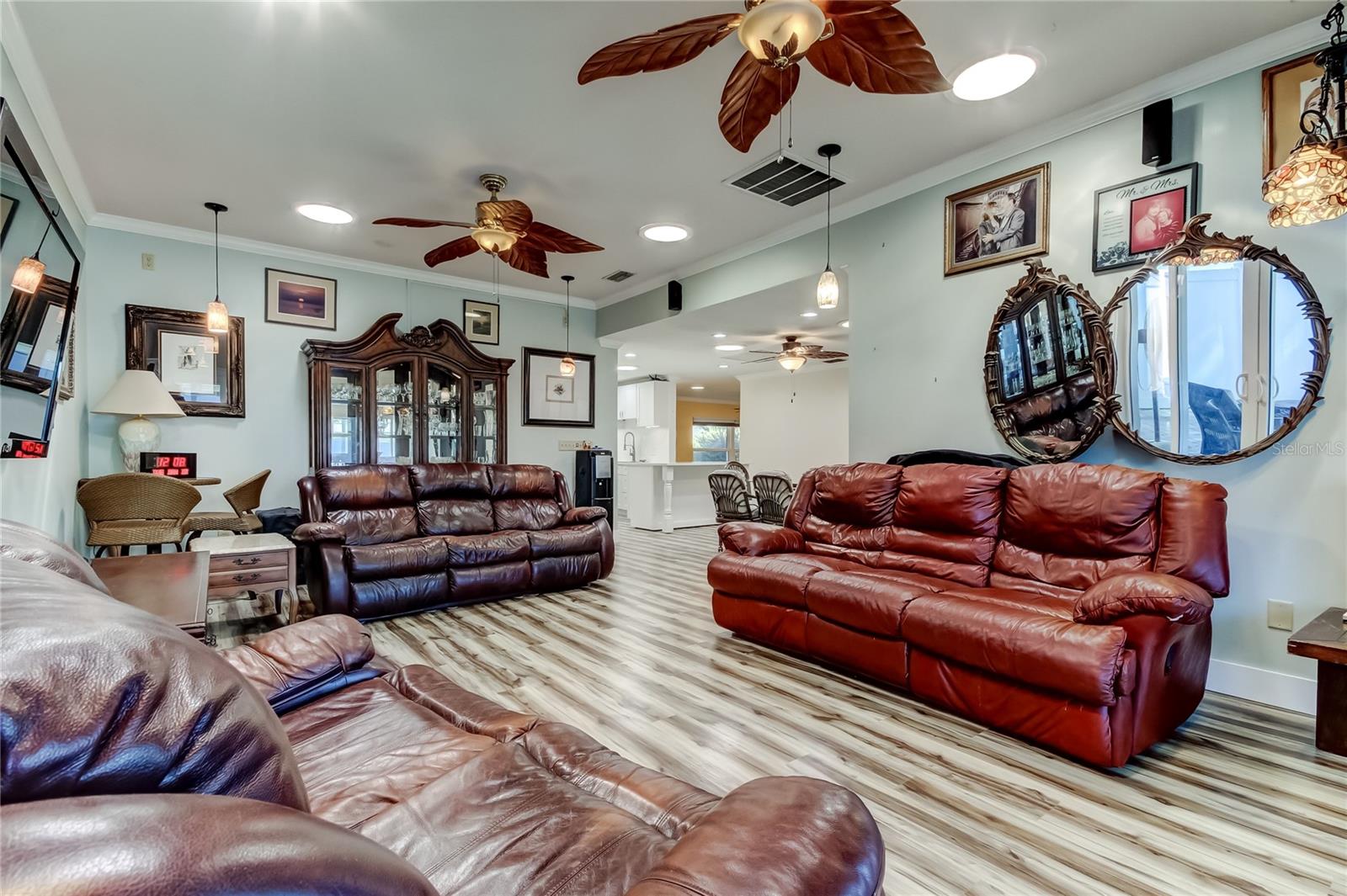 HARBOR PALMS-UNIT TWO - Residential