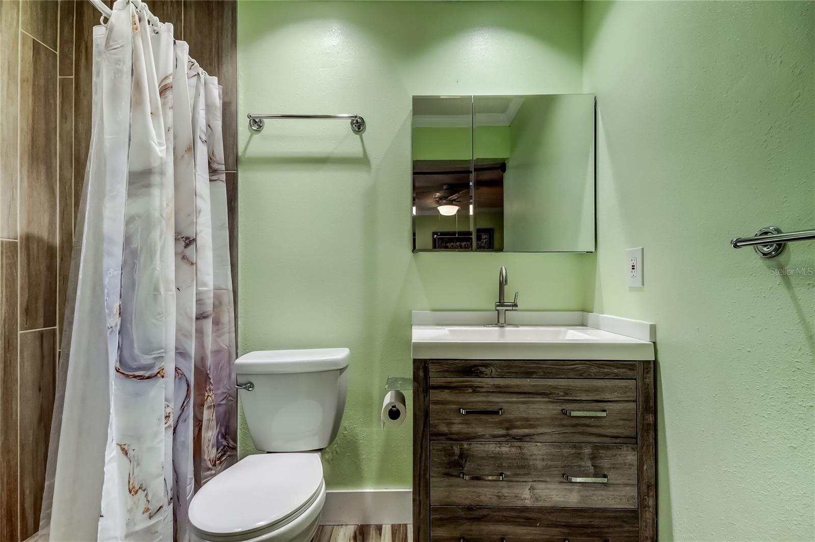 HARBOR PALMS-UNIT TWO - Residential