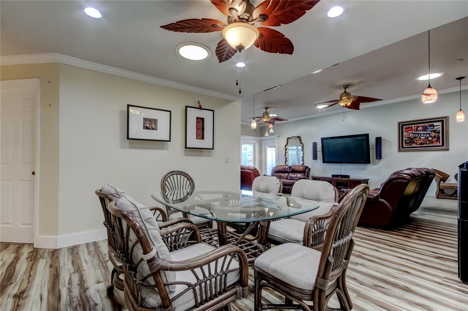 HARBOR PALMS-UNIT TWO - Residential