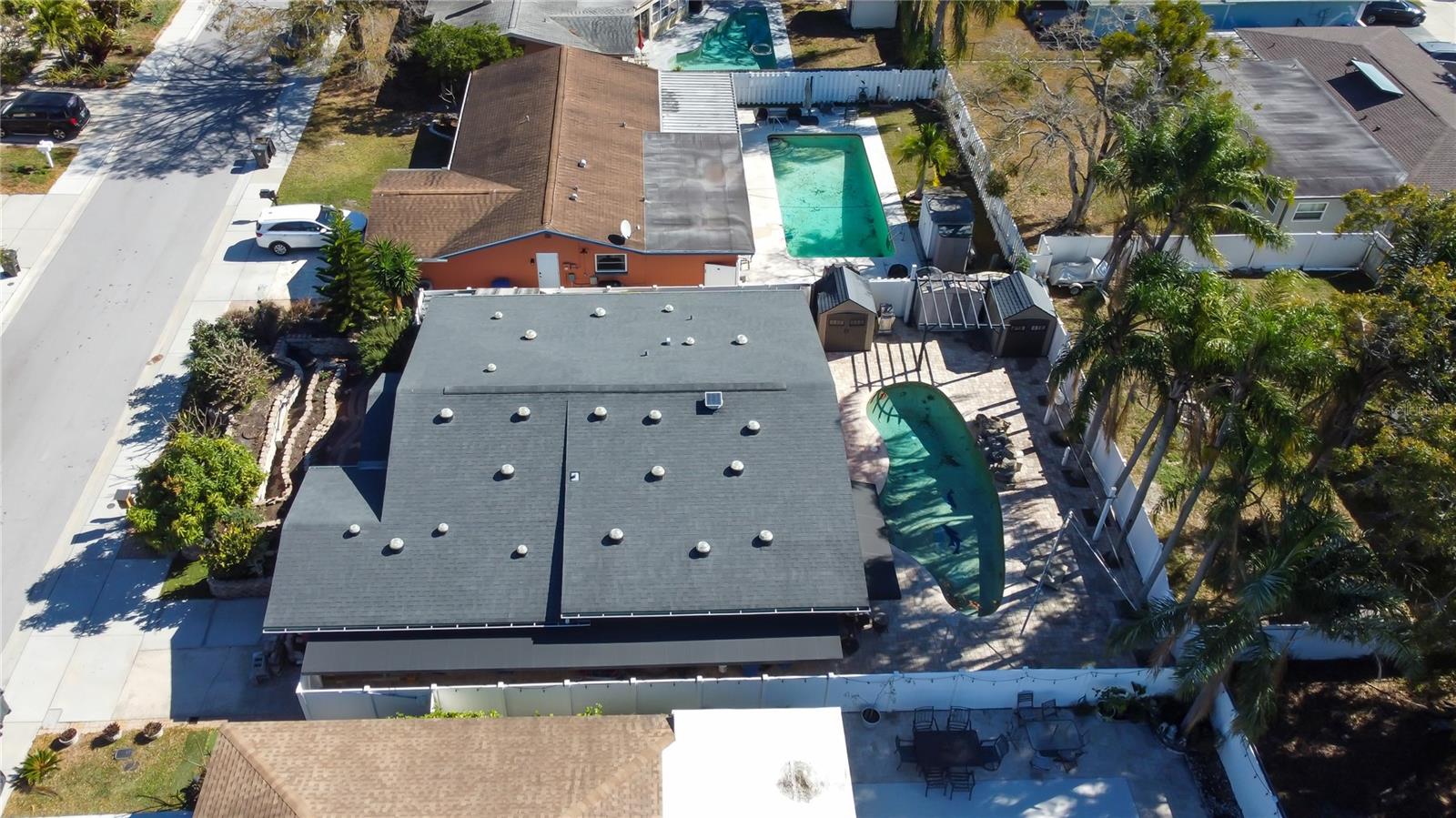 1821 DRIFTWOOD CIRCLE N