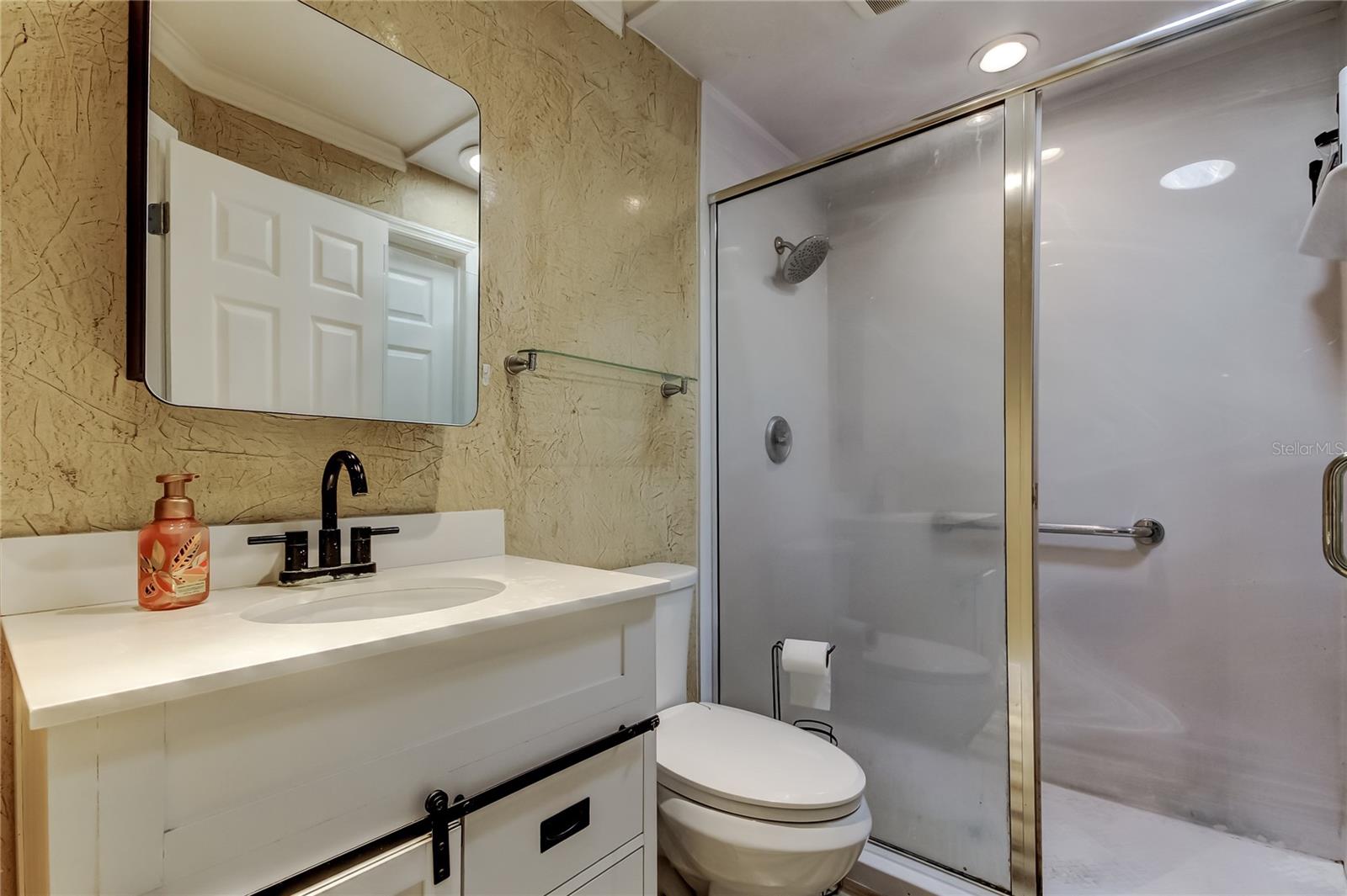 HARBOR PALMS-UNIT TWO - Residential