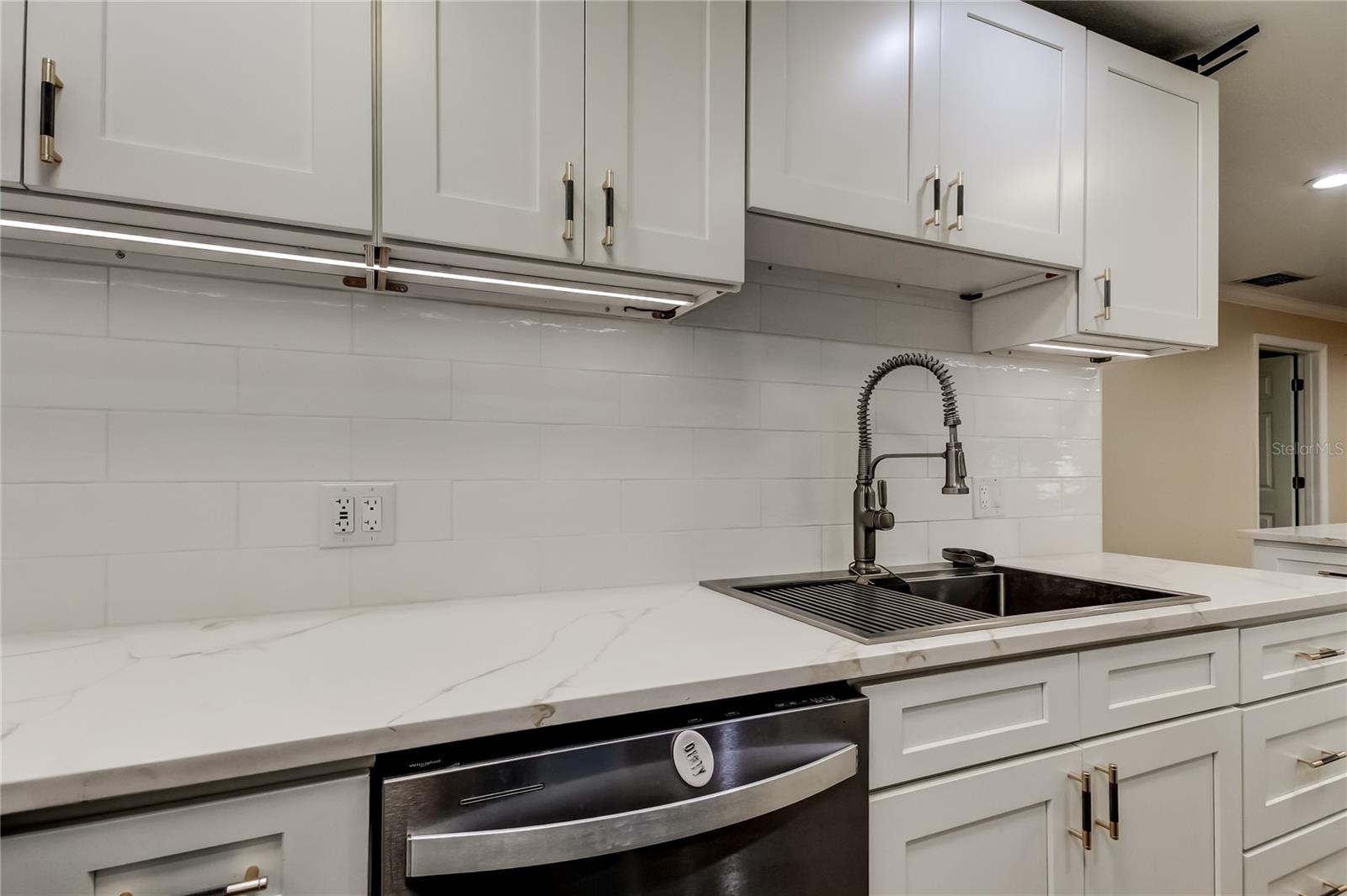 HARBOR PALMS-UNIT TWO - Residential