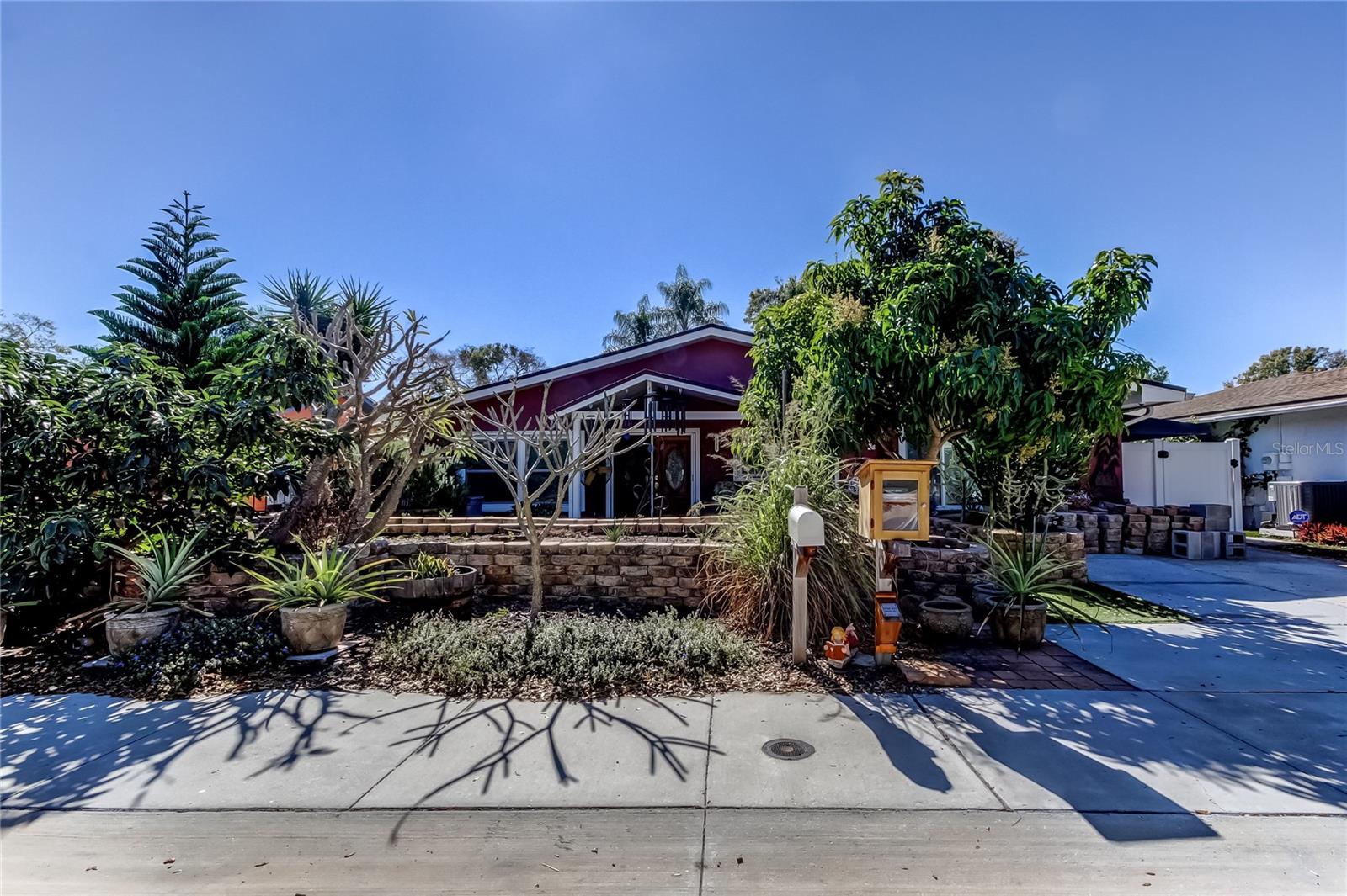 HARBOR PALMS-UNIT TWO - Residential