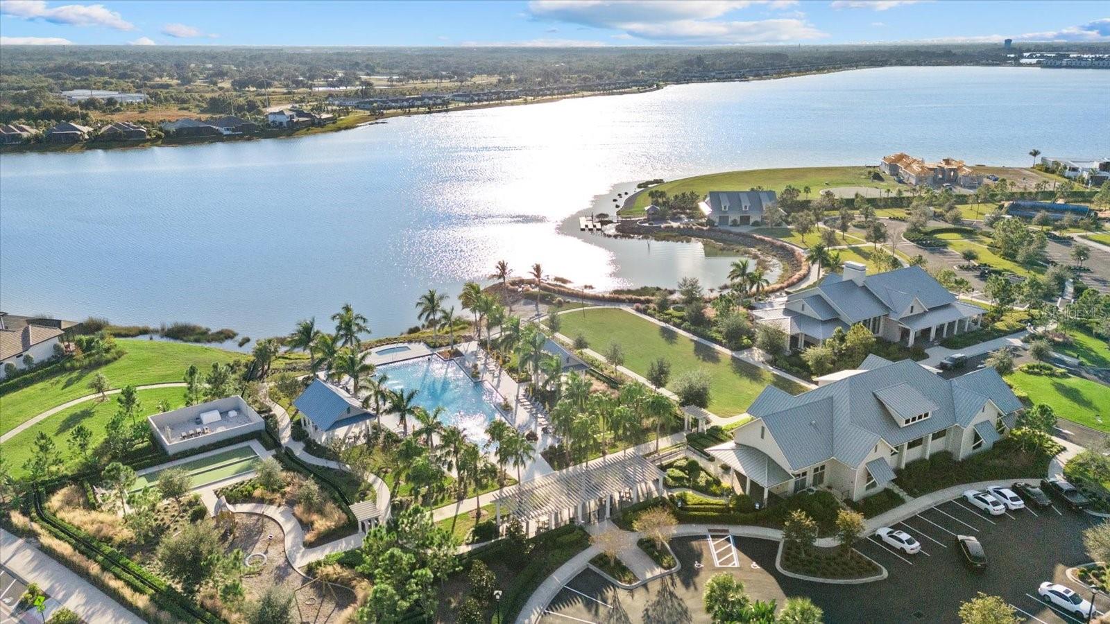 LAKEHOUSE COVE AT WATERSIDE - Residential