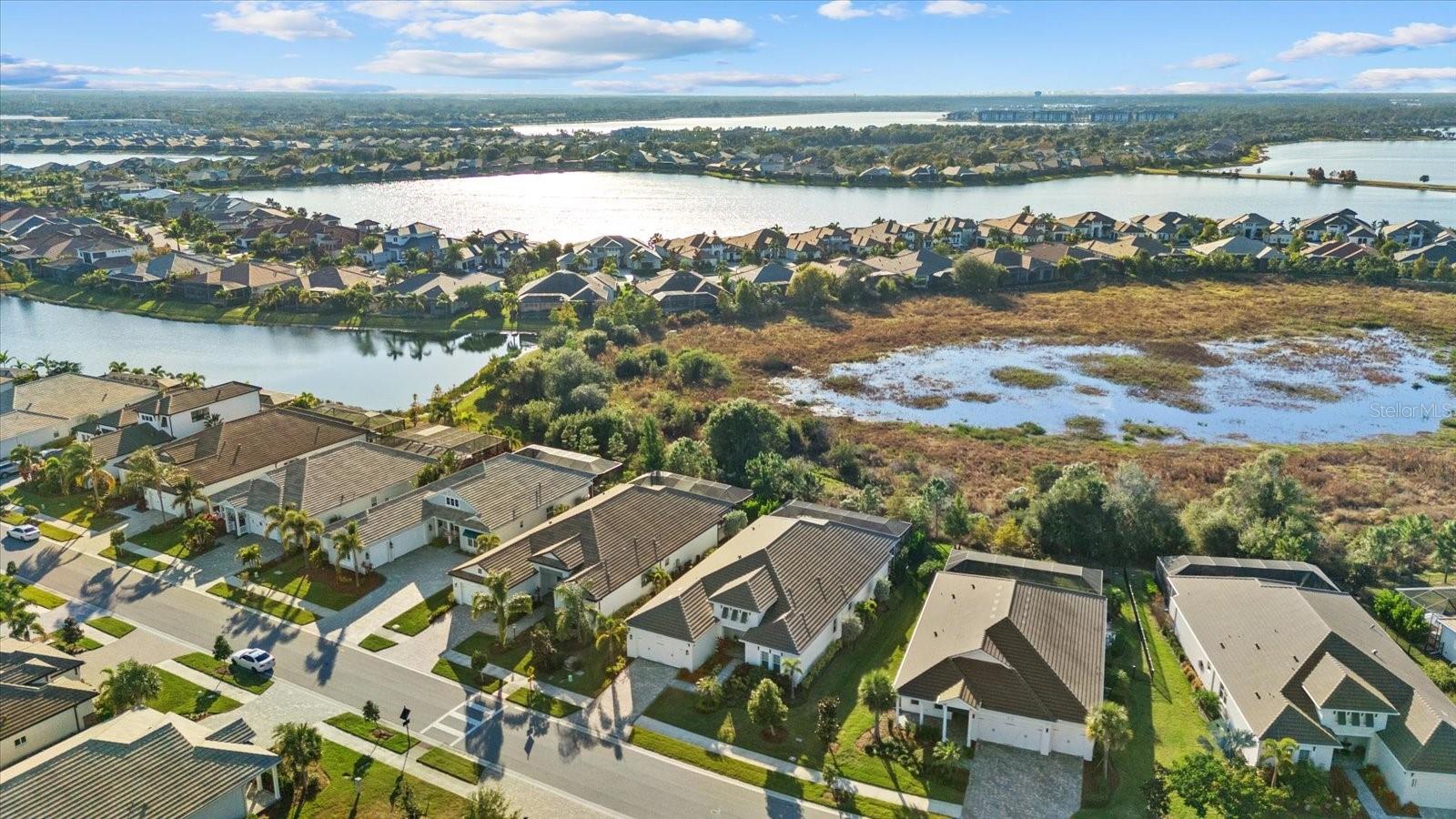 LAKEHOUSE COVE AT WATERSIDE - Residential