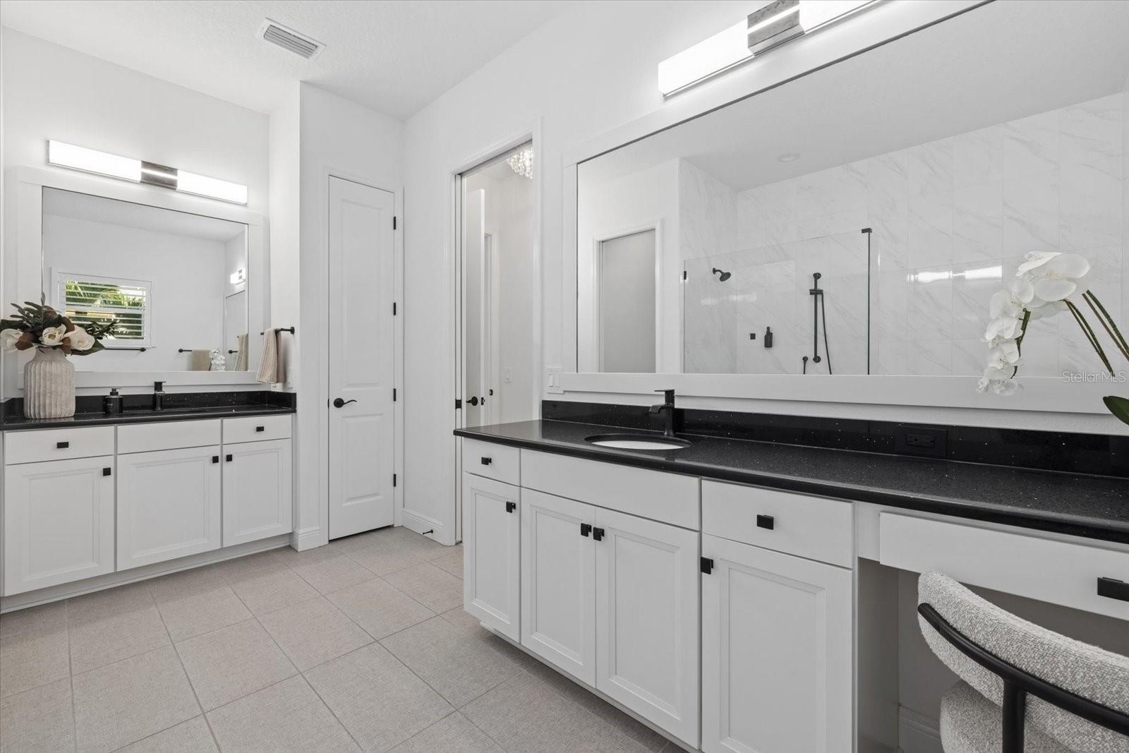 LAKEHOUSE COVE AT WATERSIDE - Residential