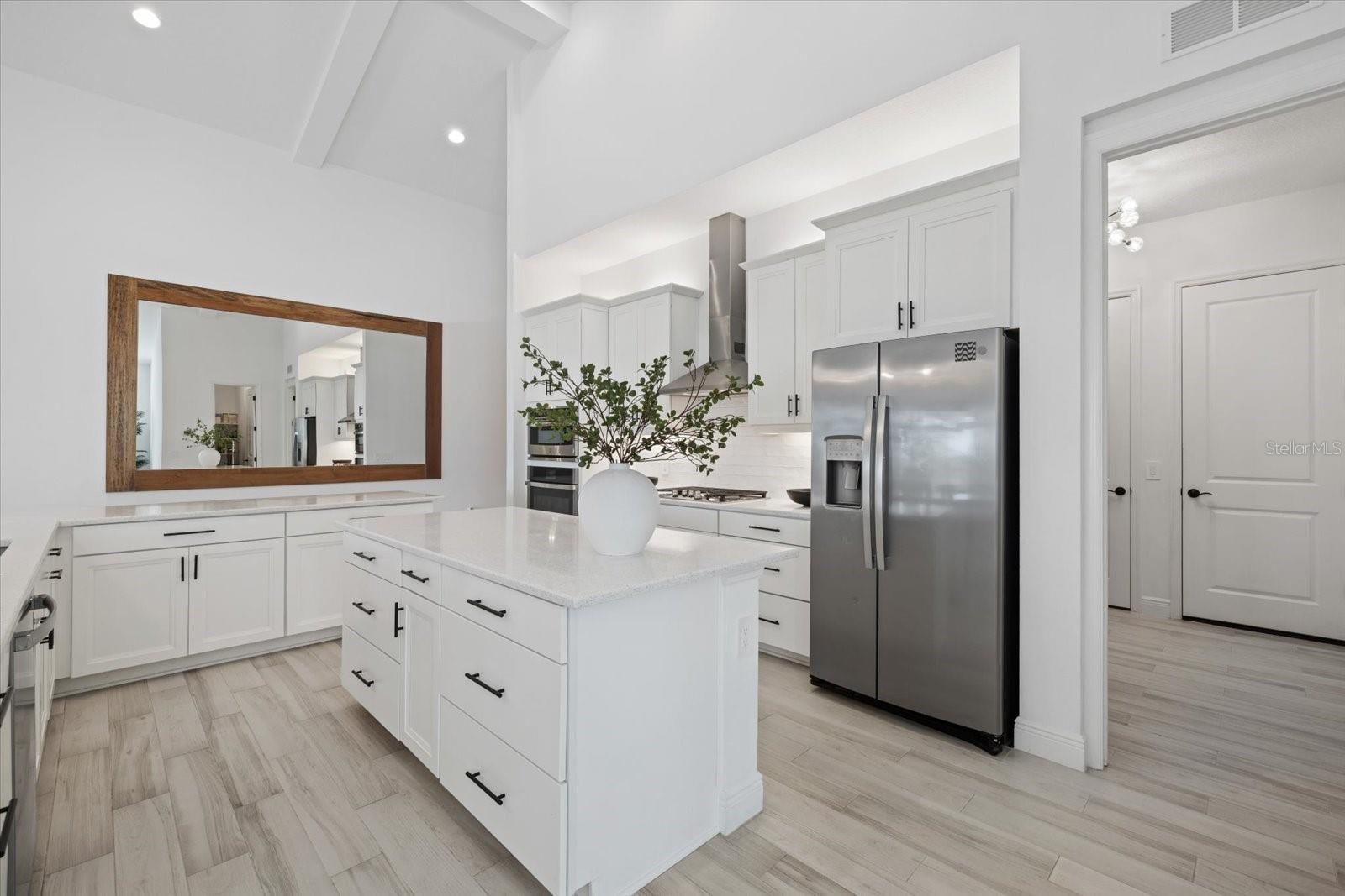 LAKEHOUSE COVE AT WATERSIDE - Residential