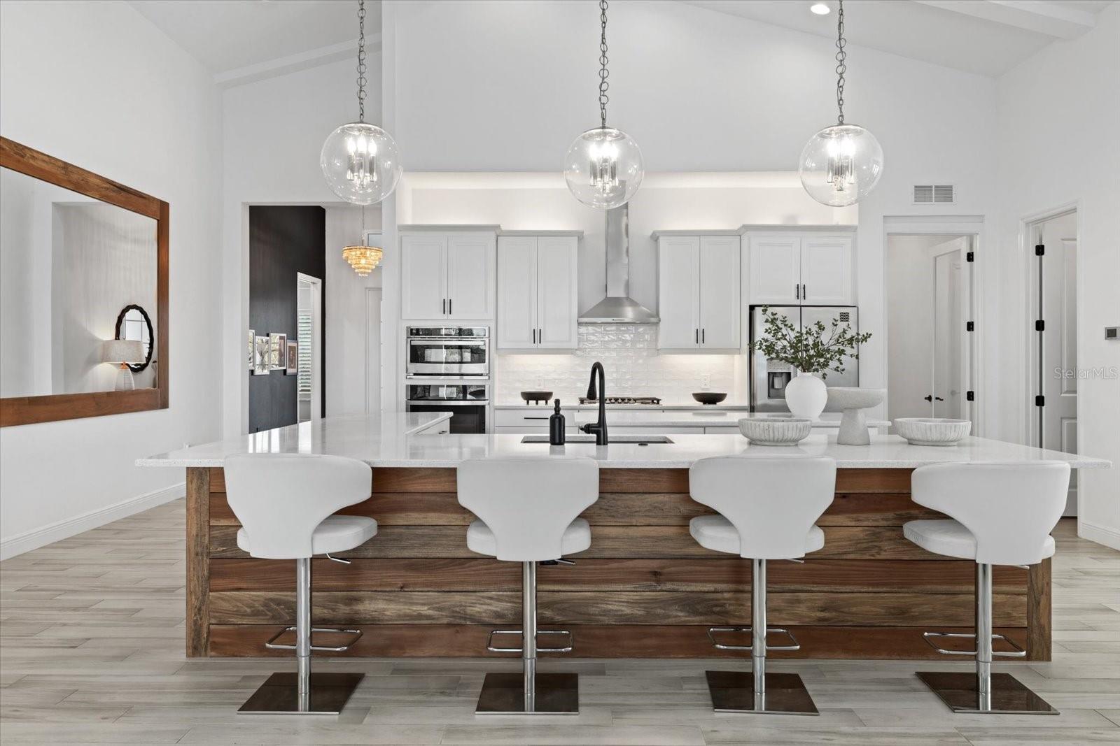 LAKEHOUSE COVE AT WATERSIDE - Residential