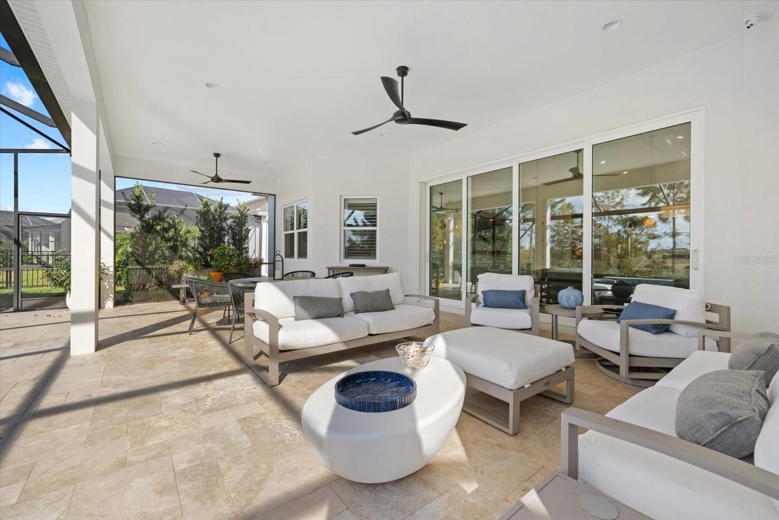 LAKEHOUSE COVE AT WATERSIDE - Residential