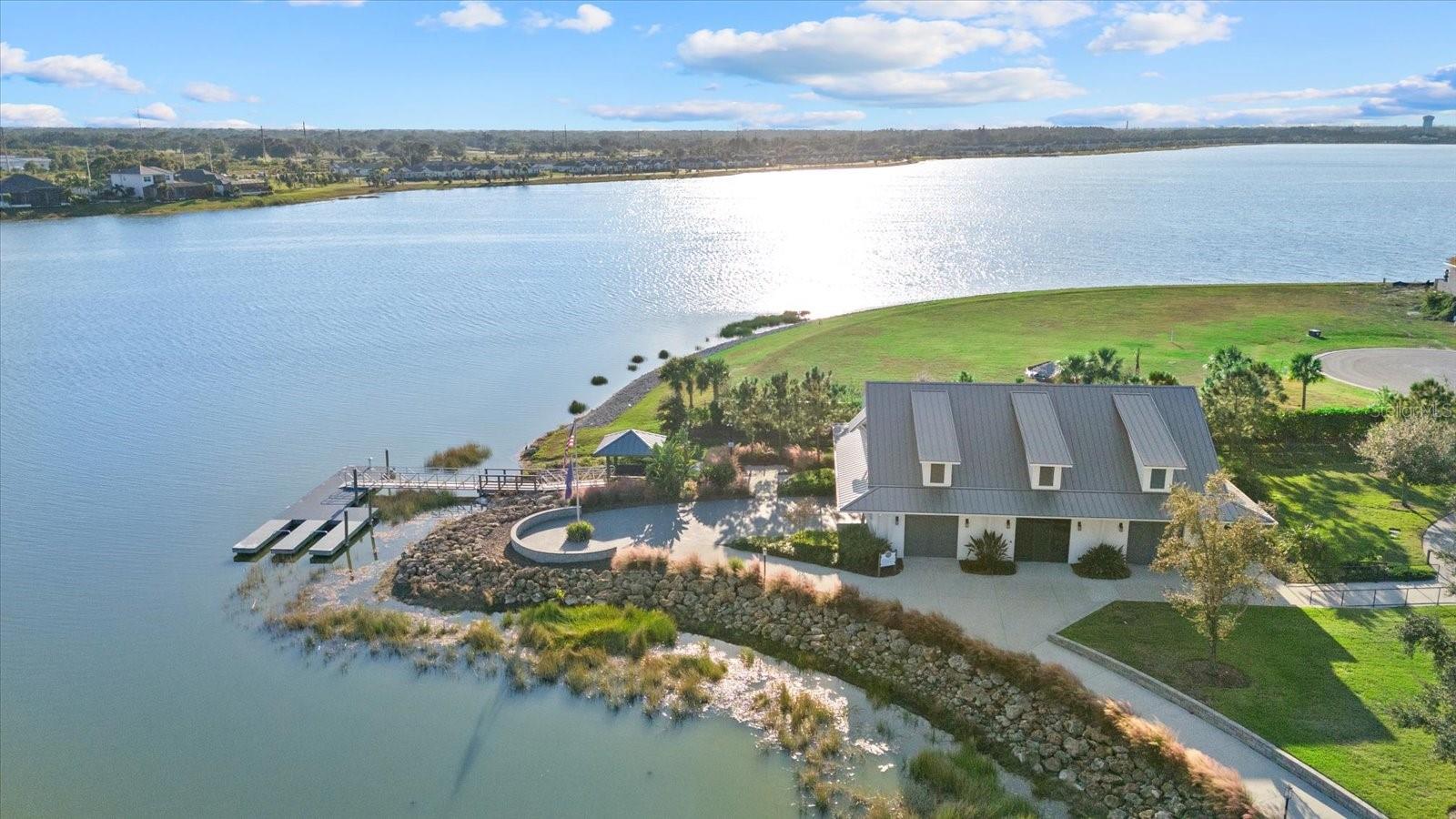 LAKEHOUSE COVE AT WATERSIDE - Residential