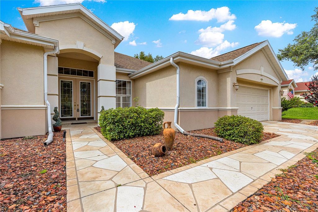 Photo of 13195 SE 93rd Circle, Summerfield, FL 34491 (MLS # OM704783)