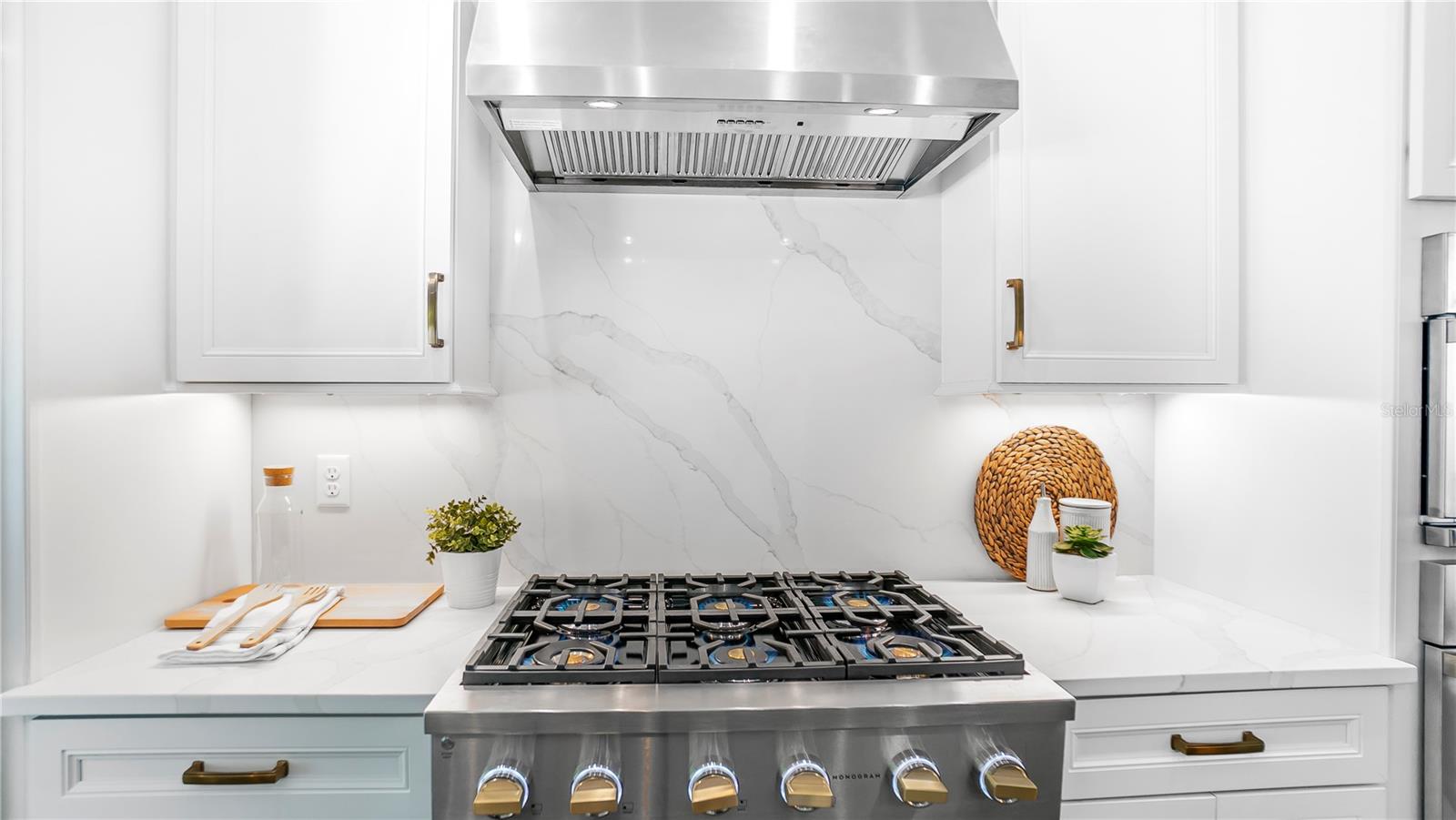 FONTAINEBLEAU - Residential