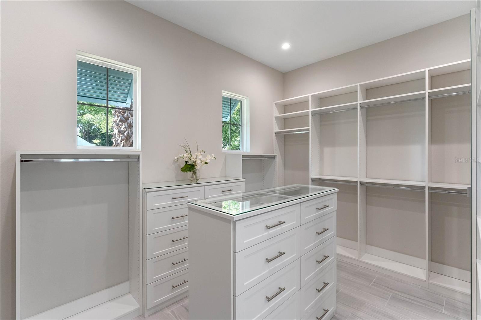 FONTAINEBLEAU - Residential