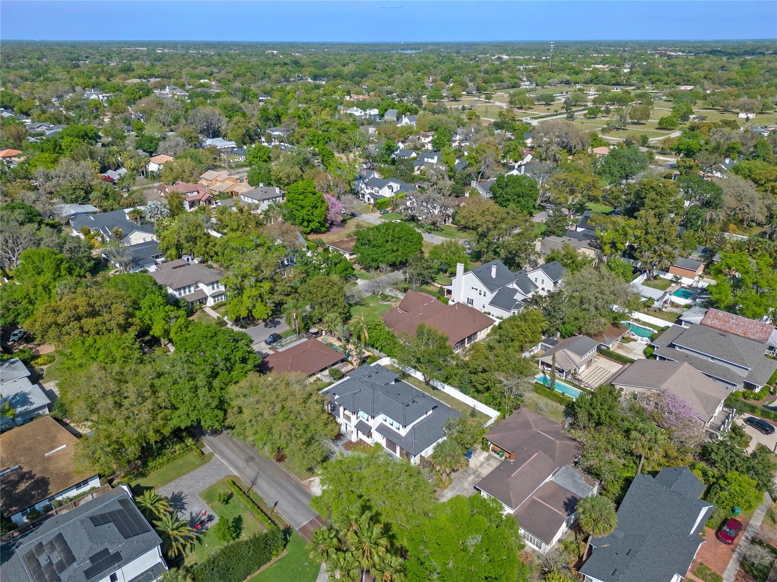FONTAINEBLEAU - Residential