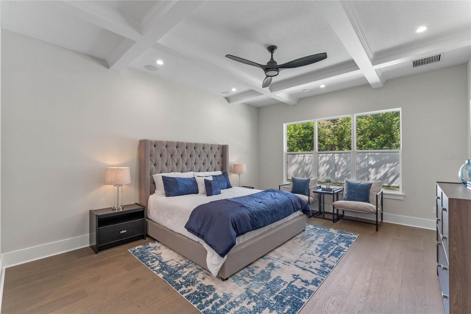 FONTAINEBLEAU - Residential