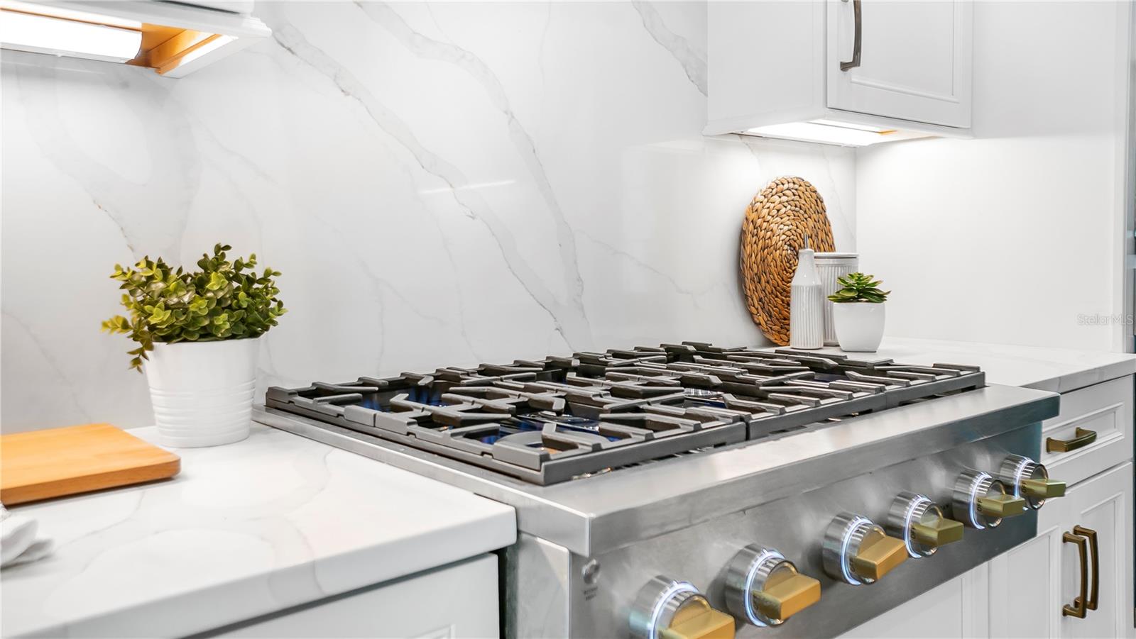 FONTAINEBLEAU - Residential