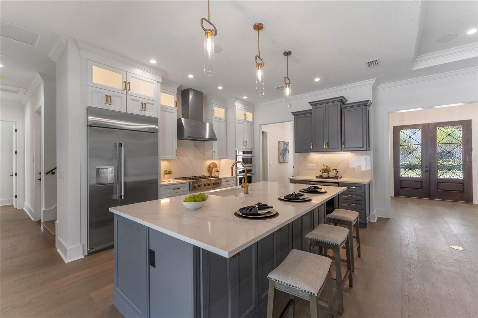 FONTAINEBLEAU - Residential