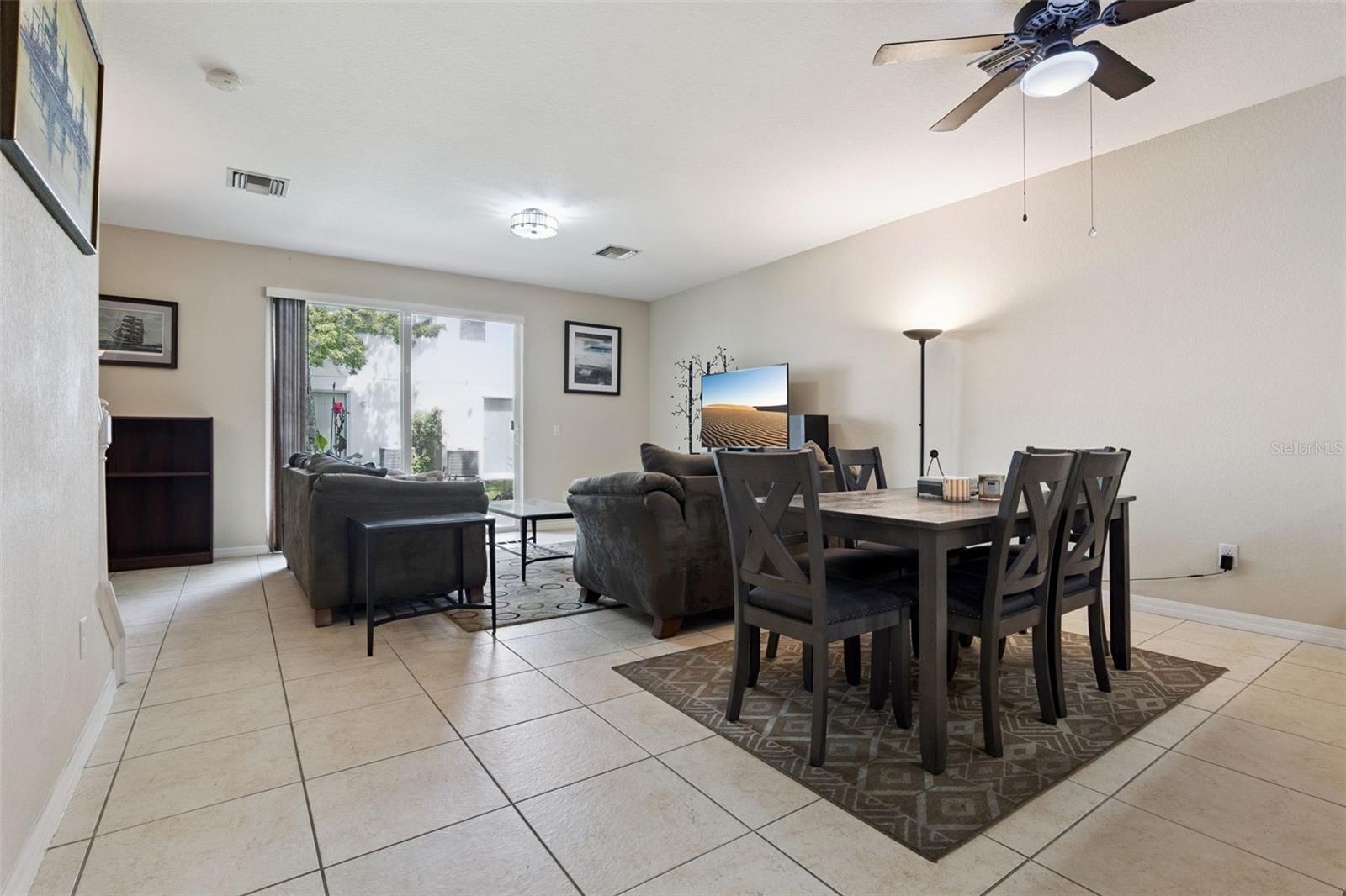 1911 SILVERWEED WAY