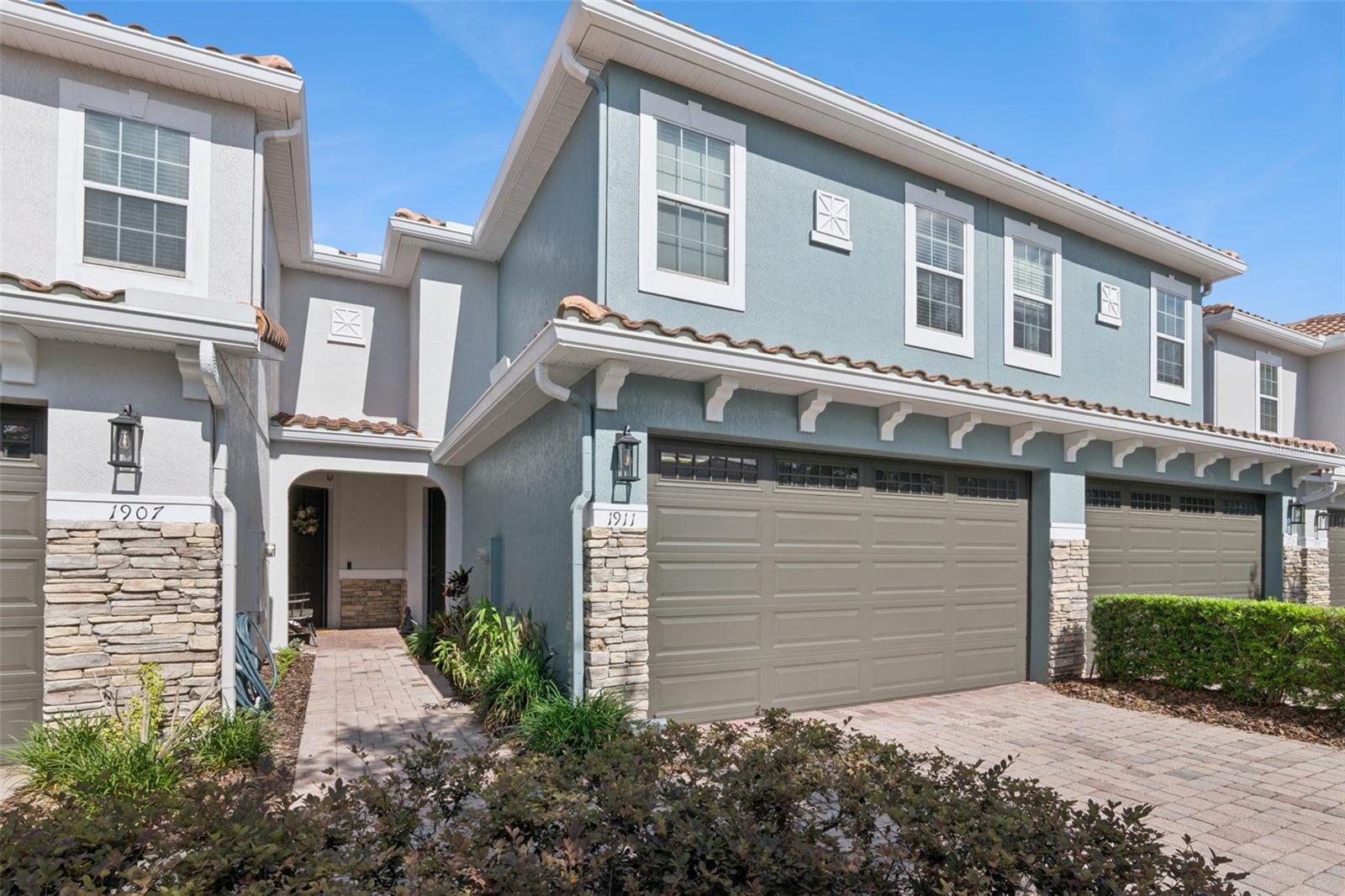 ISLES OF OVIEDO - Residential
