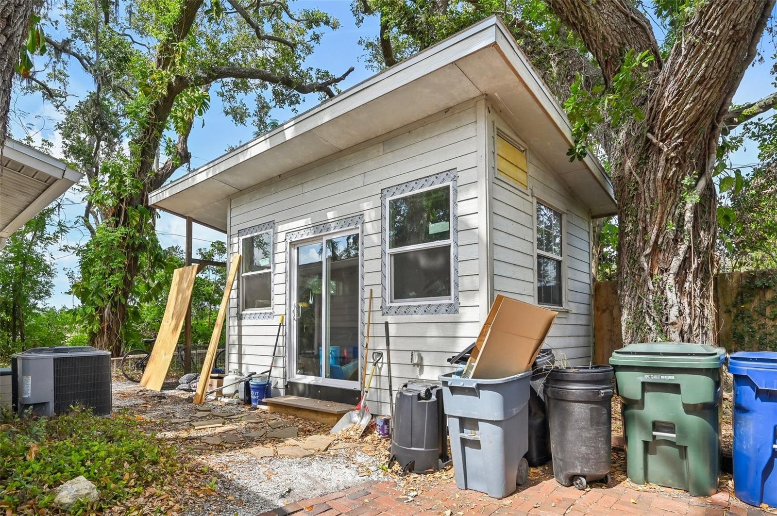 2507 MOORING LANE