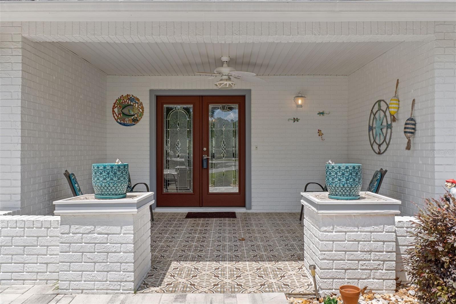 2643 ROYAL RIDGE DRIVE