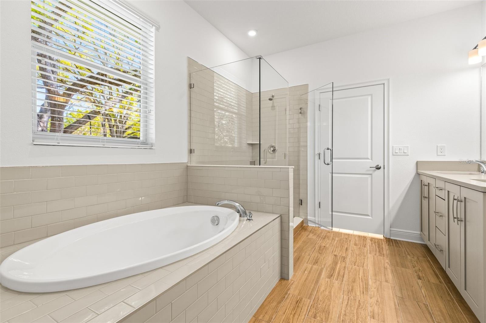 WELLSWOOD ESTATES - Residential