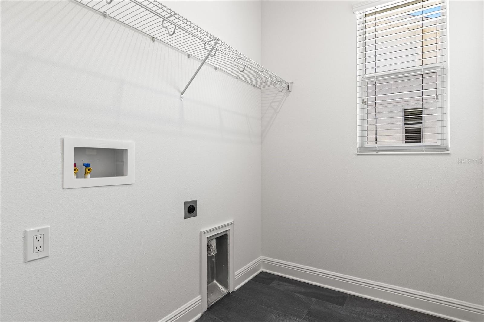 WELLSWOOD ESTATES - Residential