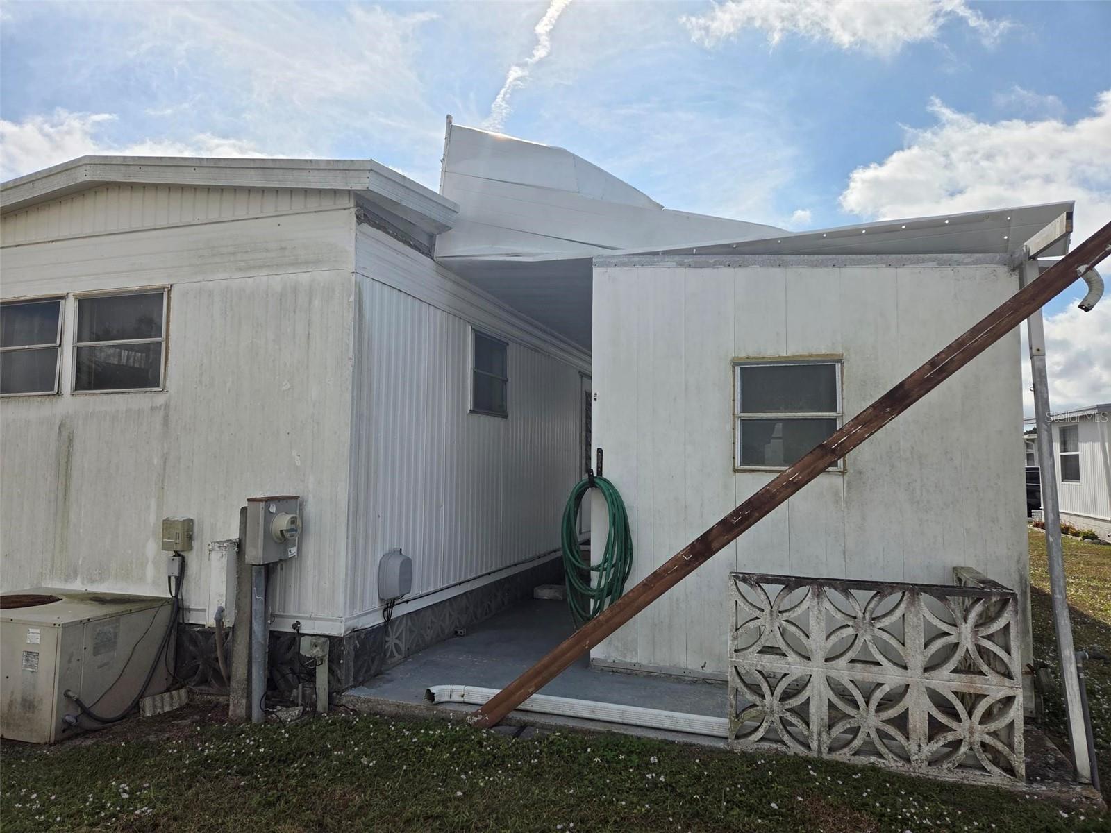 OAKWOOD MANOR - Residential