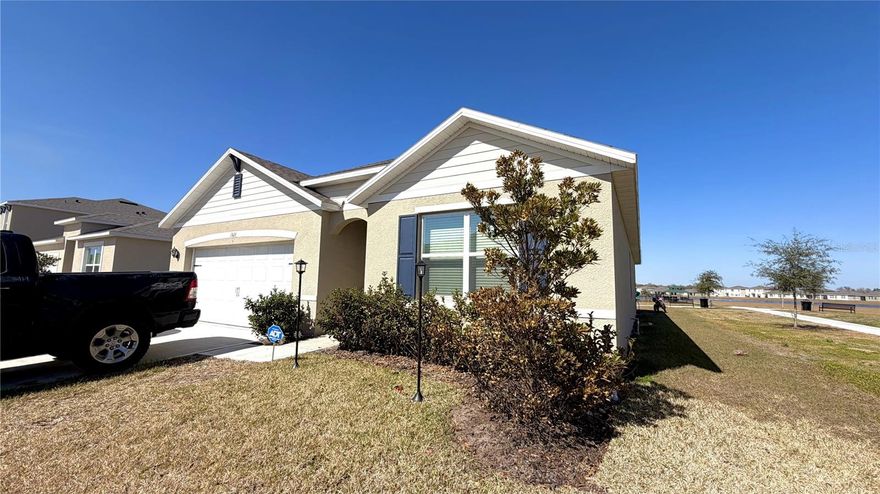 Available immediately. Easy and fast approval process. Security deposit required. Pets allowed. Currently owner-occupied.
Some photos are from the model home and are for illustrative purposes only.