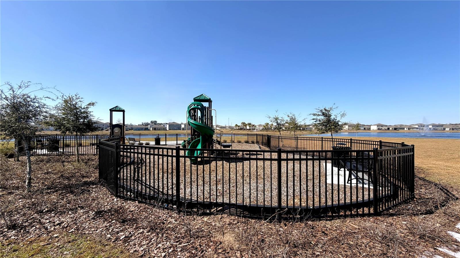 BUENA LAGO PH 1 & 2 - Residential Lease