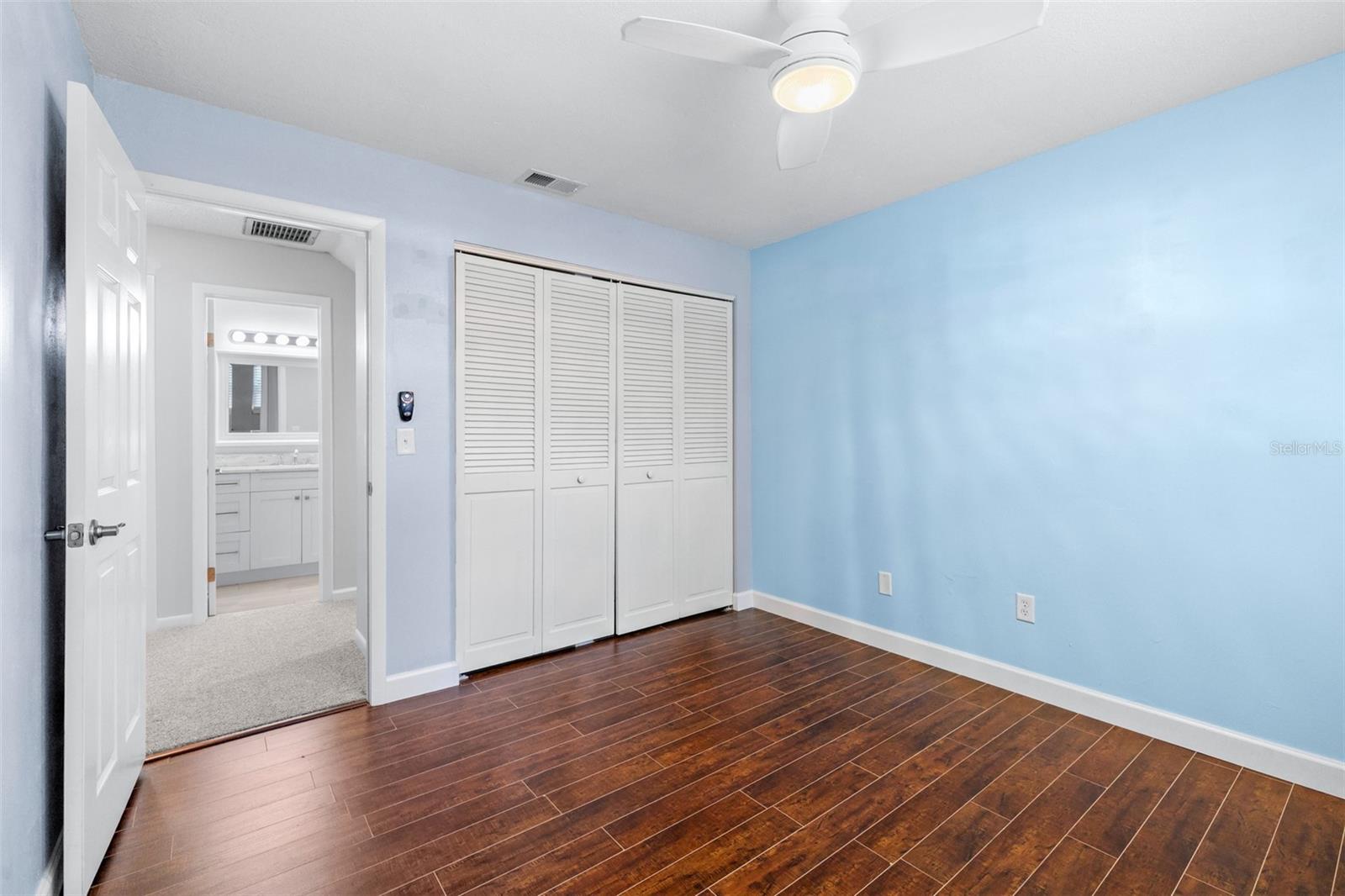 CYPRESS HOLLOW - Residential