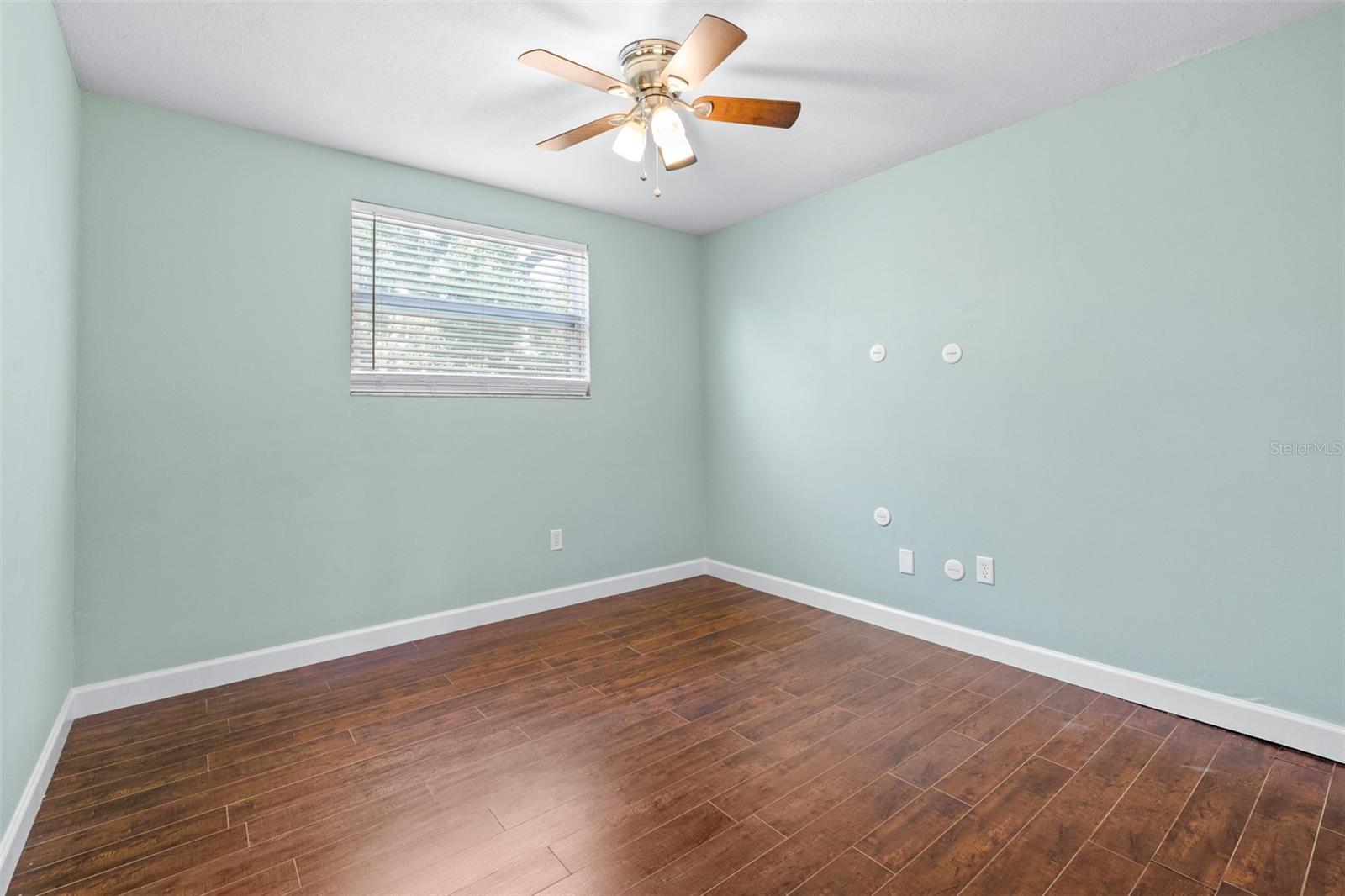 CYPRESS HOLLOW - Residential