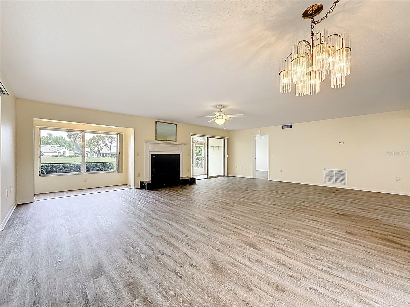 CAPRI WEST - Residential