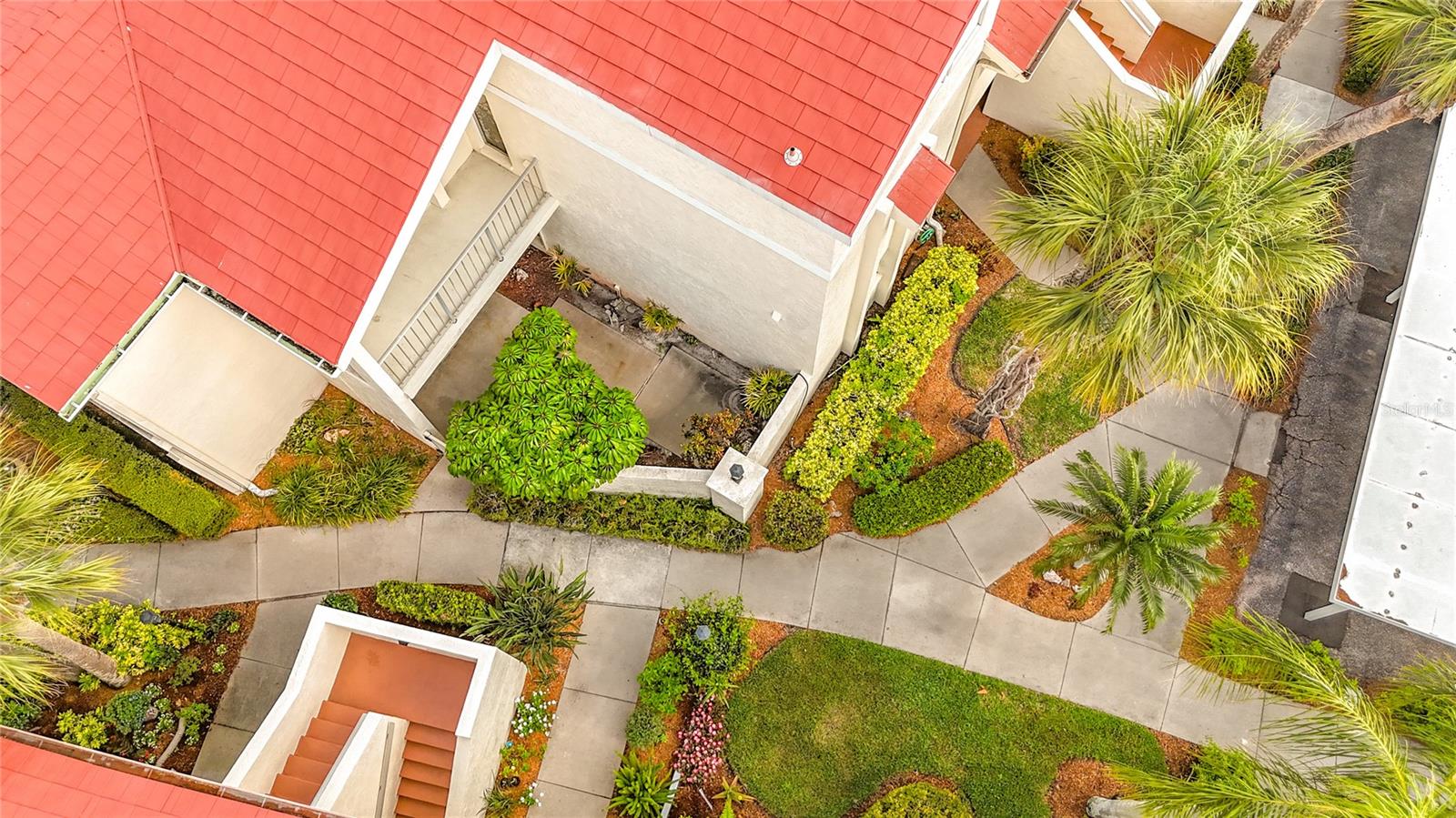 CAPRI WEST - Residential