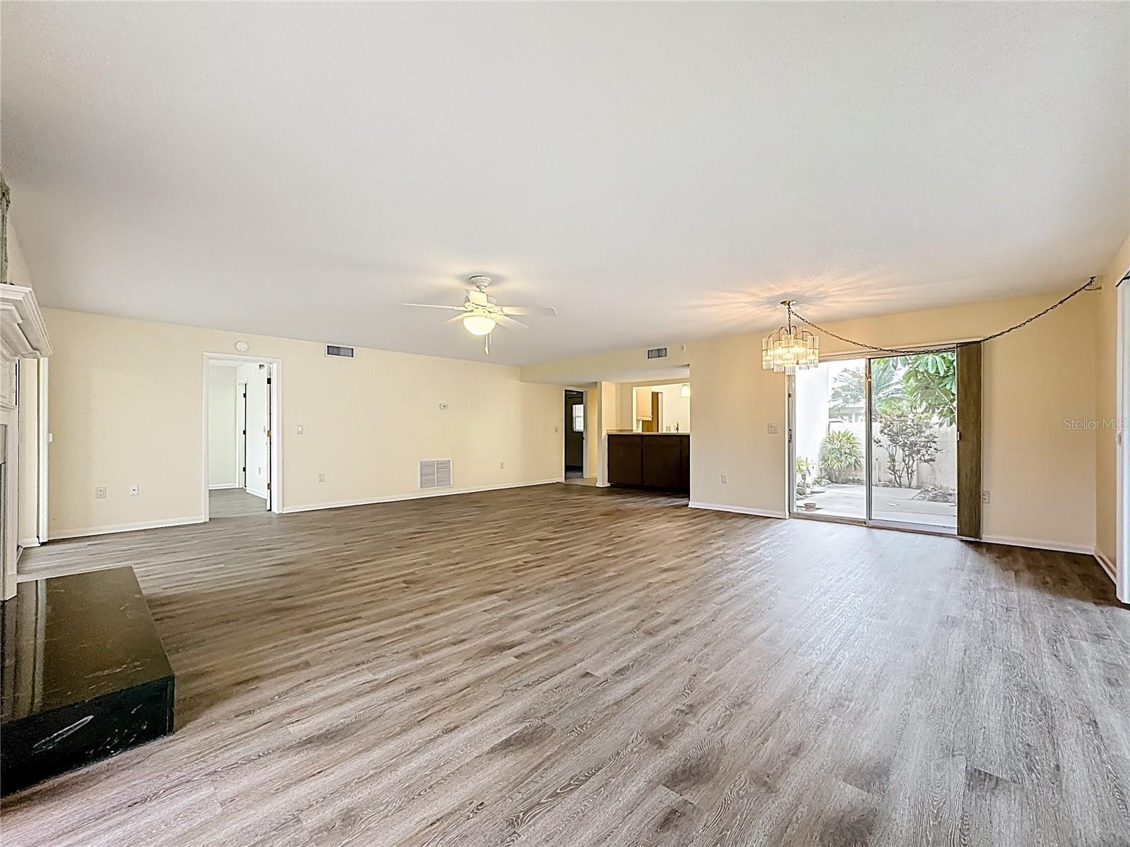 CAPRI WEST - Residential