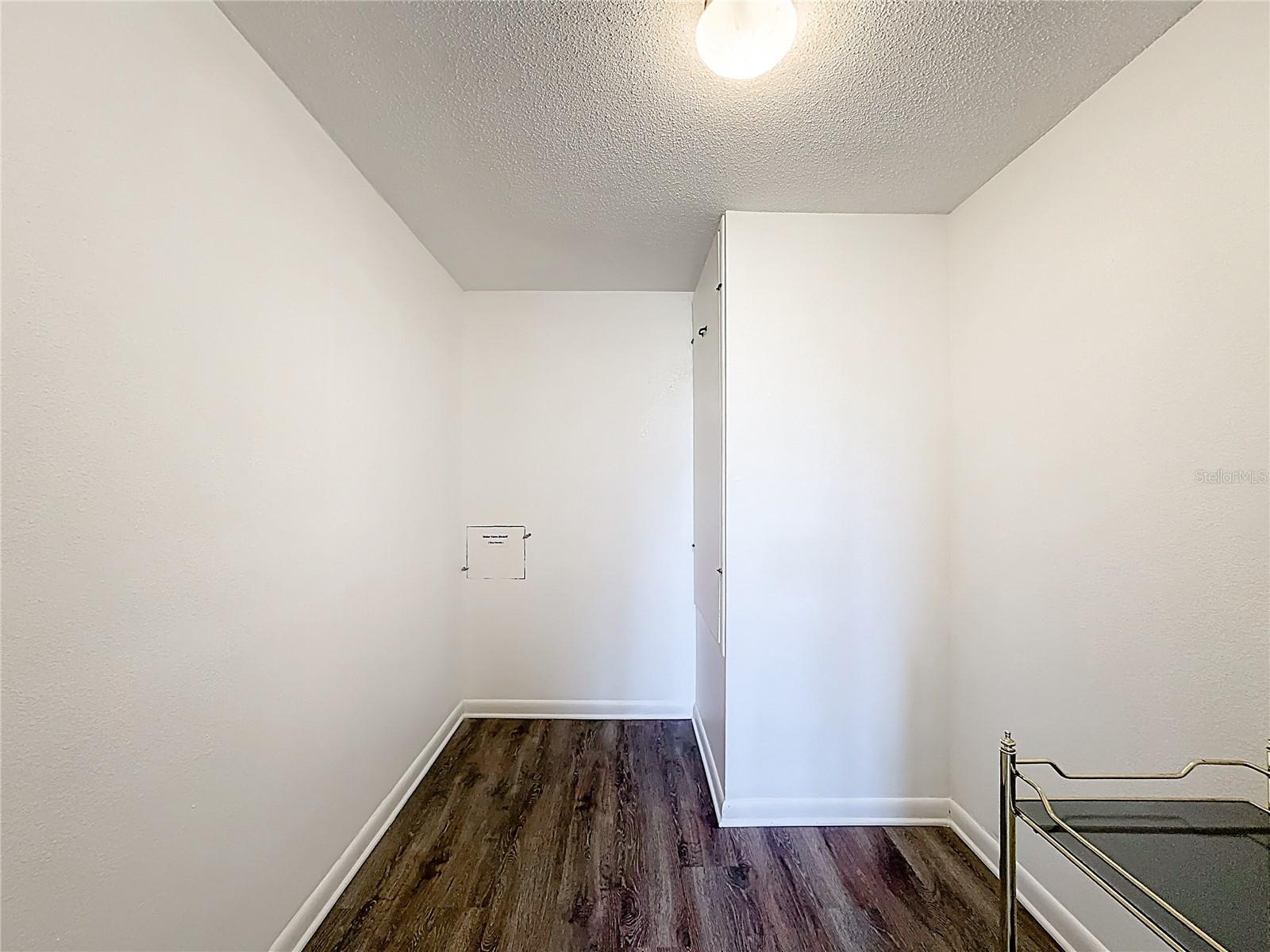 CAPRI WEST - Residential